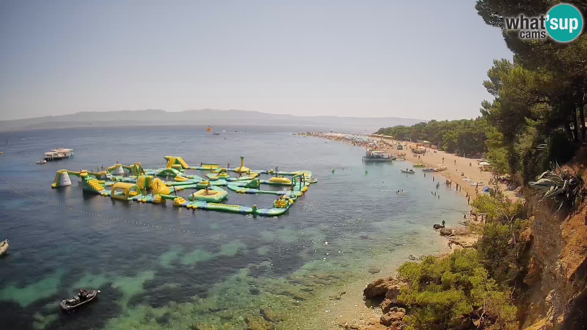 Web kamera Bol Zlatni Rat – Pogled uživo s otoka Brača