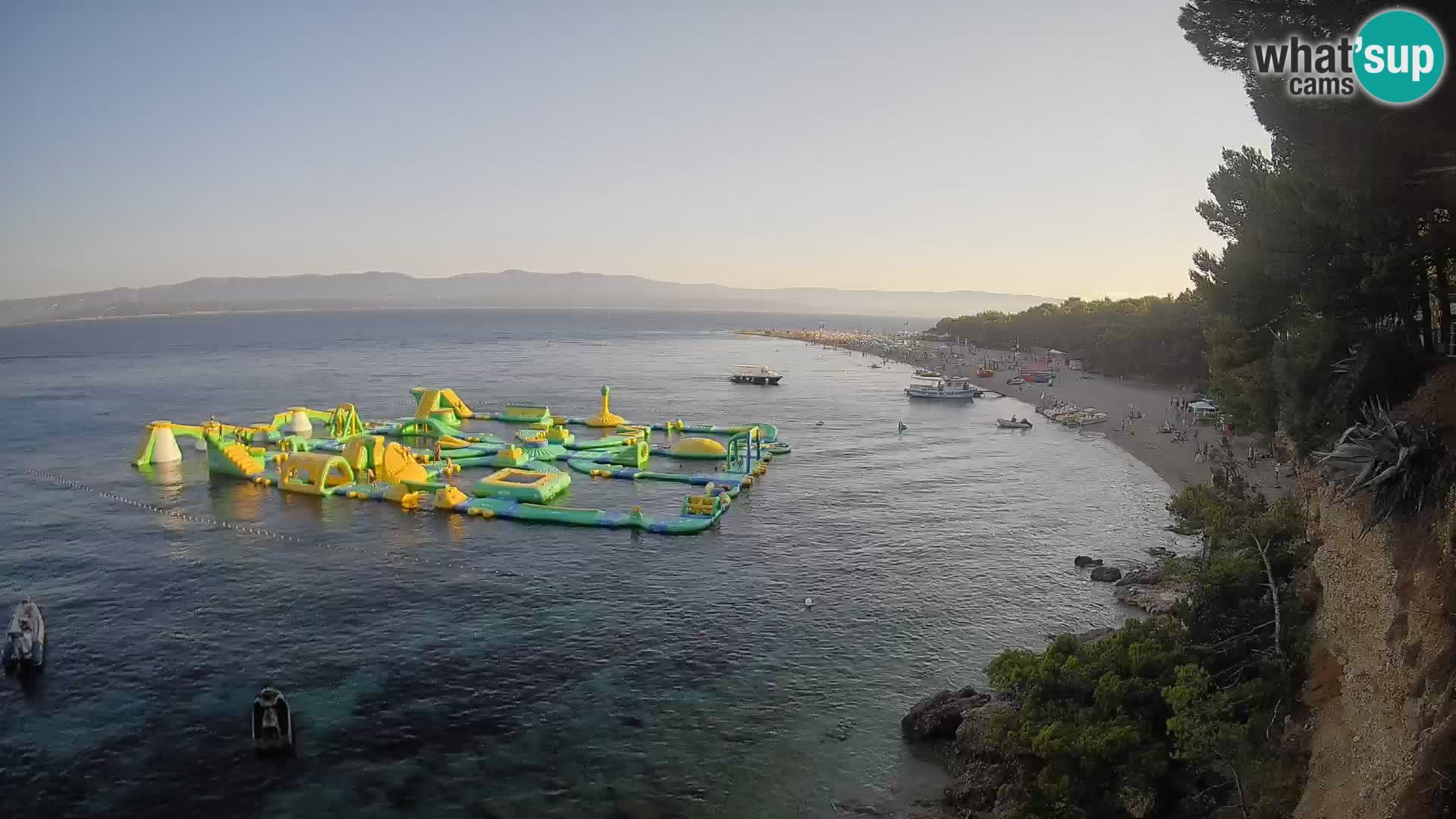 Web kamera Bol Zlatni Rat – Pogled uživo s otoka Brača