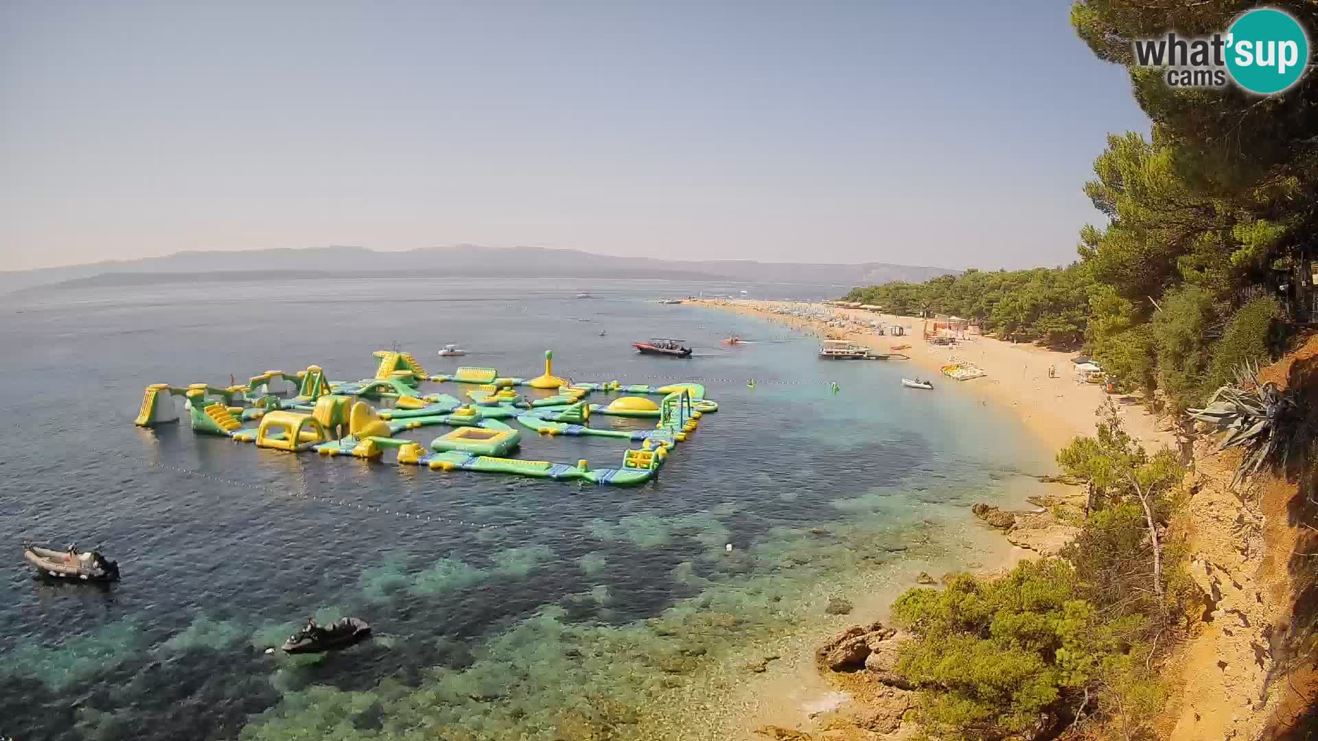 Web kamera Bol Zlatni Rat – Pogled uživo s otoka Brača