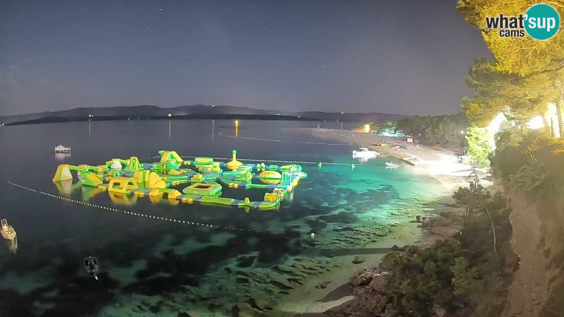 Web kamera Bol Zlatni Rat – Pogled uživo s otoka Brača