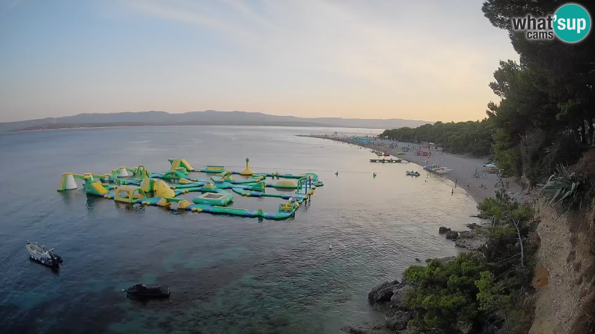 Spletna kamera Bol Zlatni Rat – Pogled v živo z otoka Brač