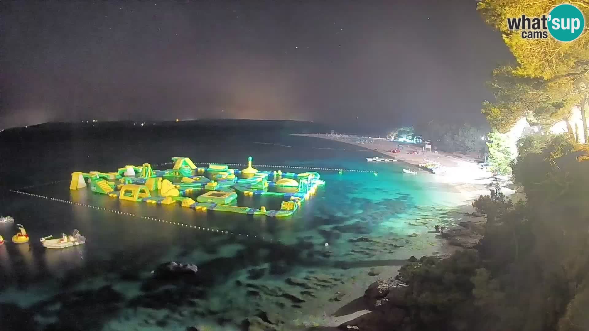 Webcam Zlatni Rat Bol – Liveblick vom berühmten Strand auf Brač