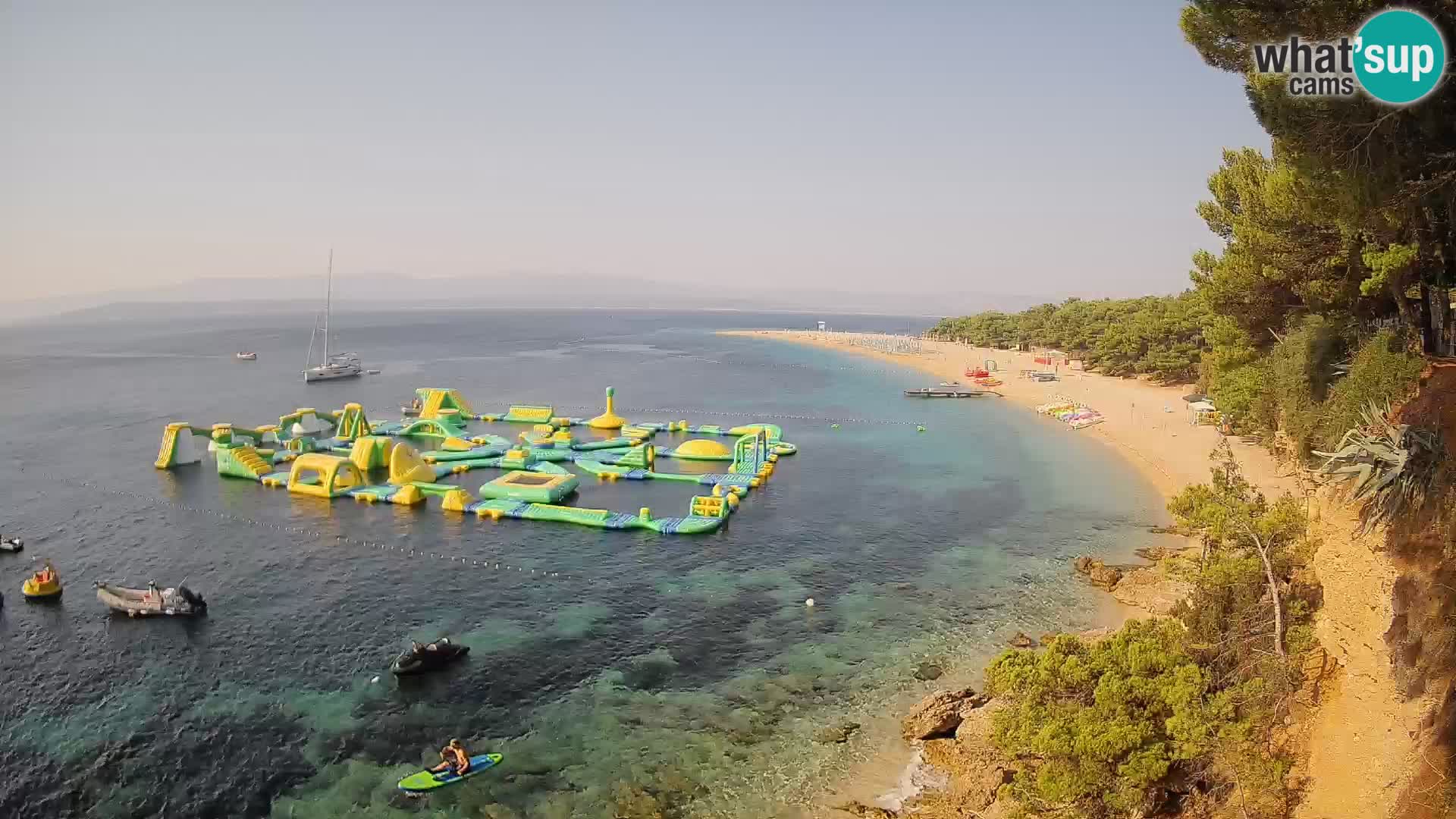 Webcam Zlatni Rat Bol – Liveblick vom berühmten Strand auf Brač
