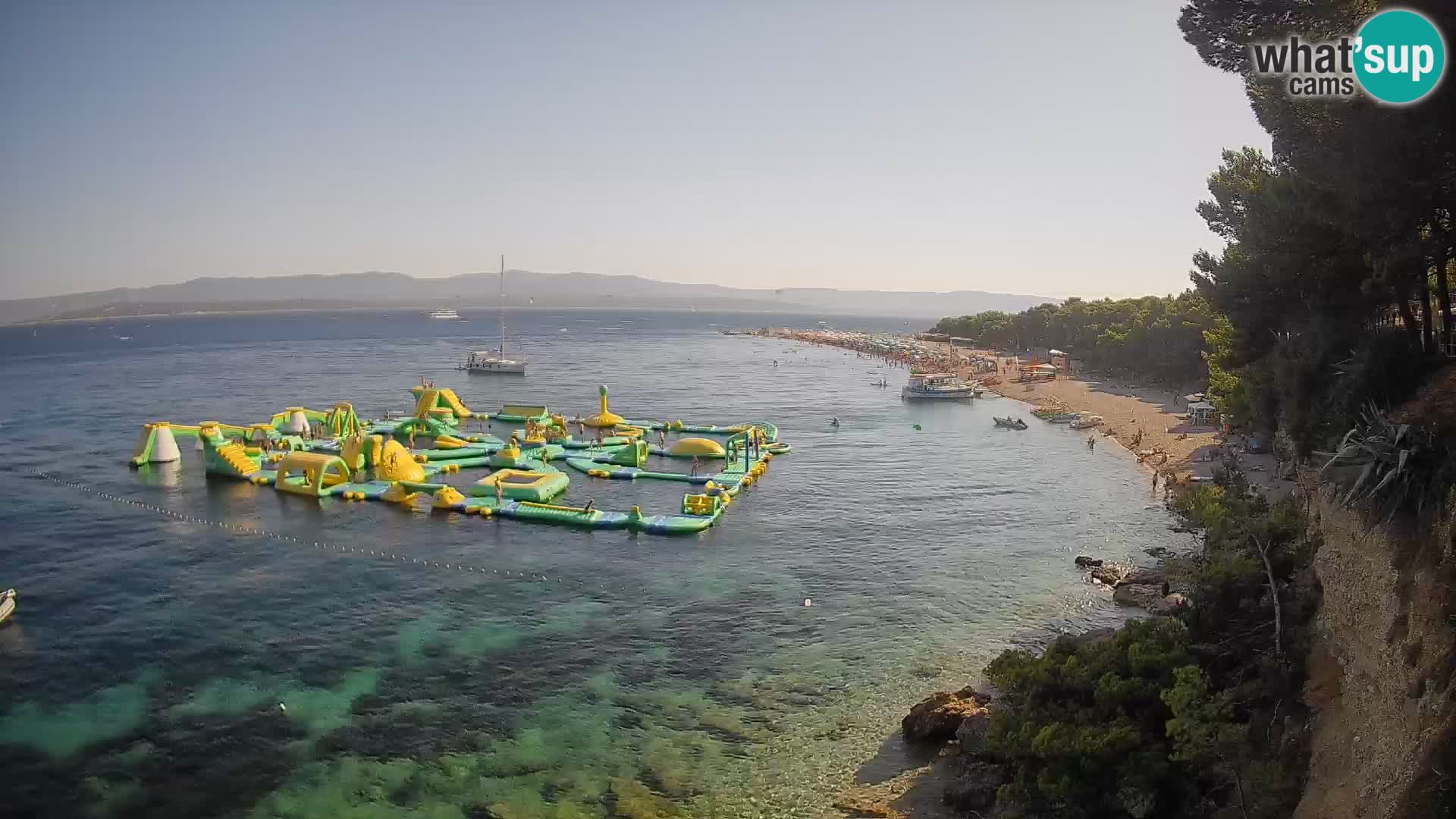 Web kamera Bol Zlatni Rat – Pogled uživo s otoka Brača