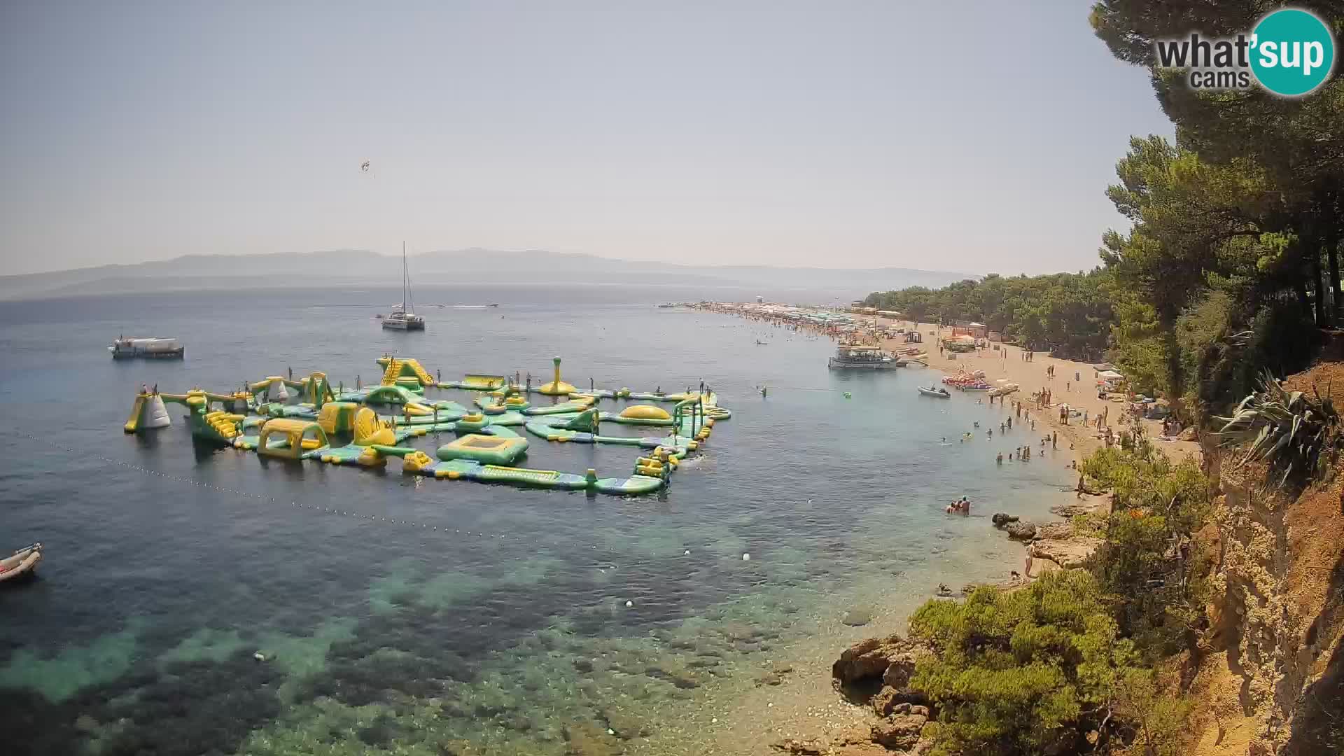 Web kamera Bol Zlatni Rat – Pogled uživo s otoka Brača