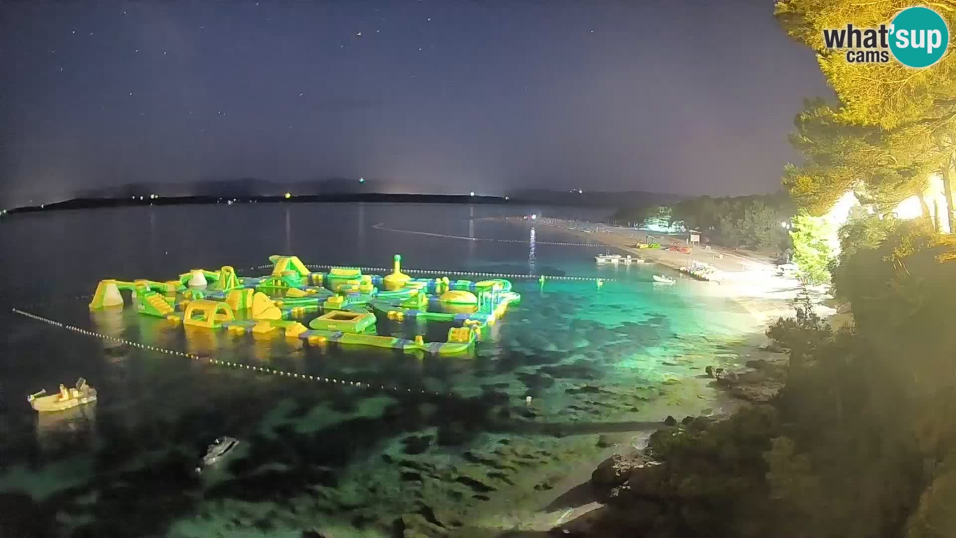 Webcam Zlatni Rat Bol – Liveblick vom berühmten Strand auf Brač