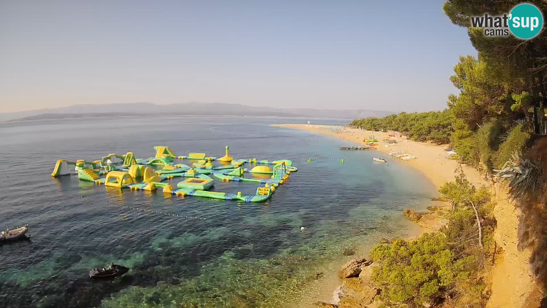 Spletna kamera Bol Zlatni Rat – Pogled v živo z otoka Brač
