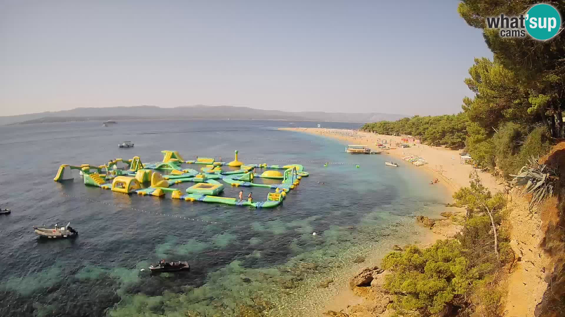 Web kamera Bol Zlatni Rat – Pogled uživo s otoka Brača