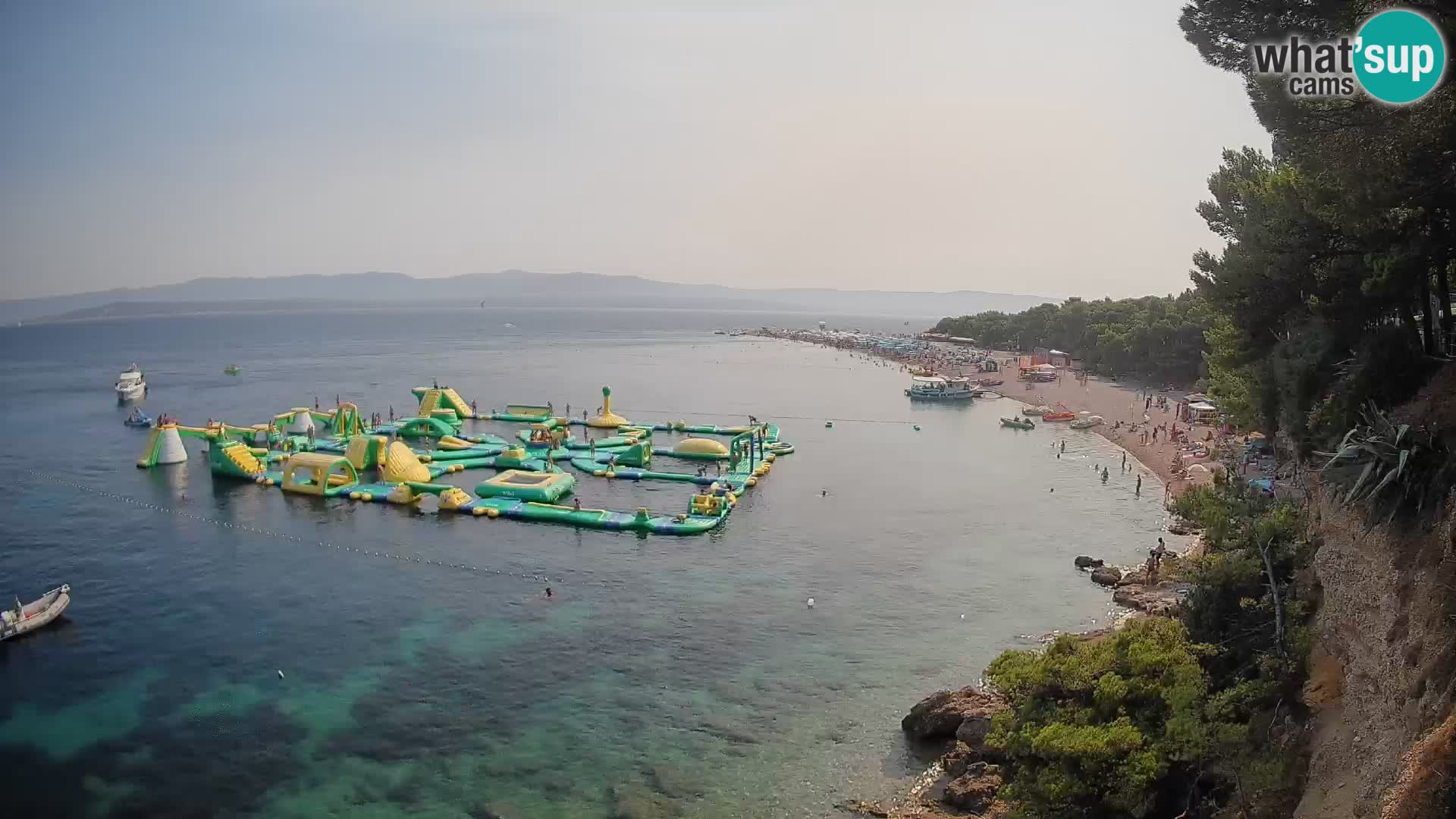 Web kamera Bol Zlatni Rat – Pogled uživo s otoka Brača