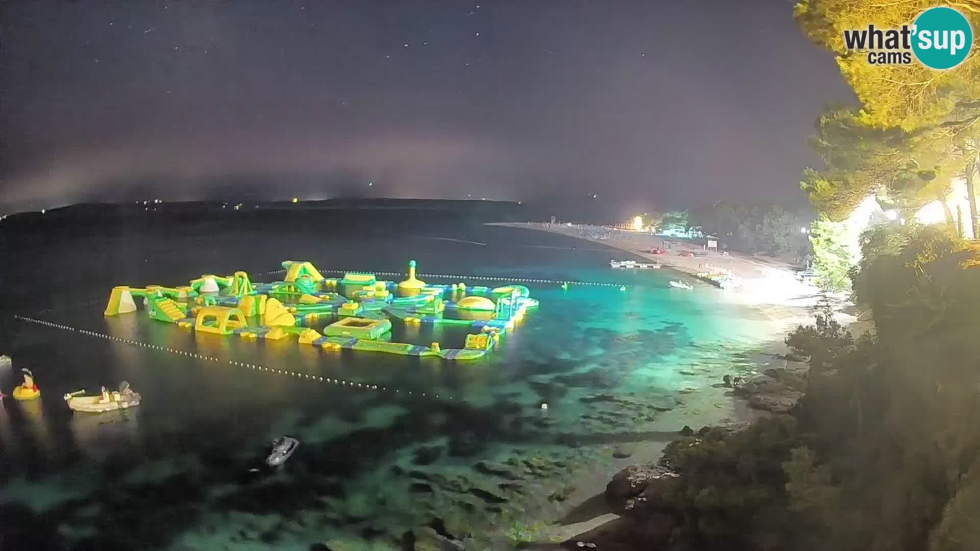 Webcam Zlatni Rat Bol – Liveblick vom berühmten Strand auf Brač