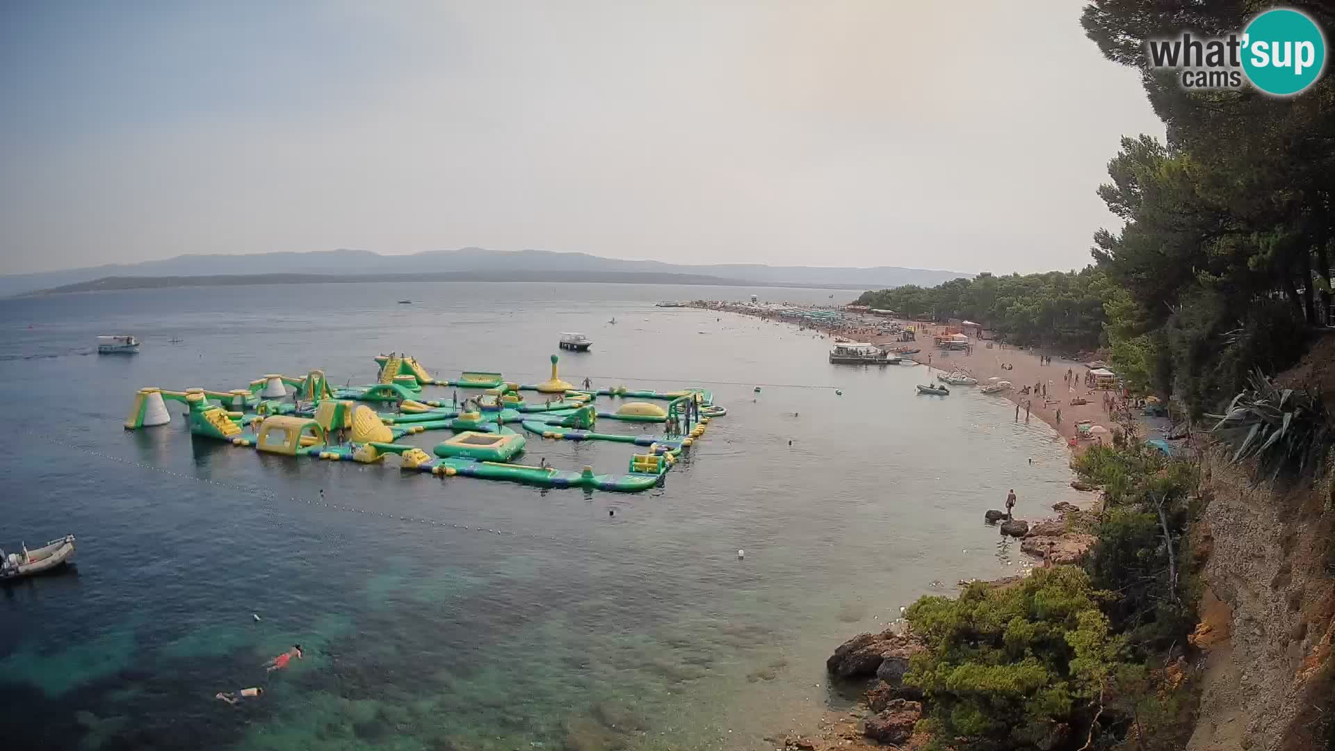Spletna kamera Bol Zlatni Rat – Pogled v živo z otoka Brač