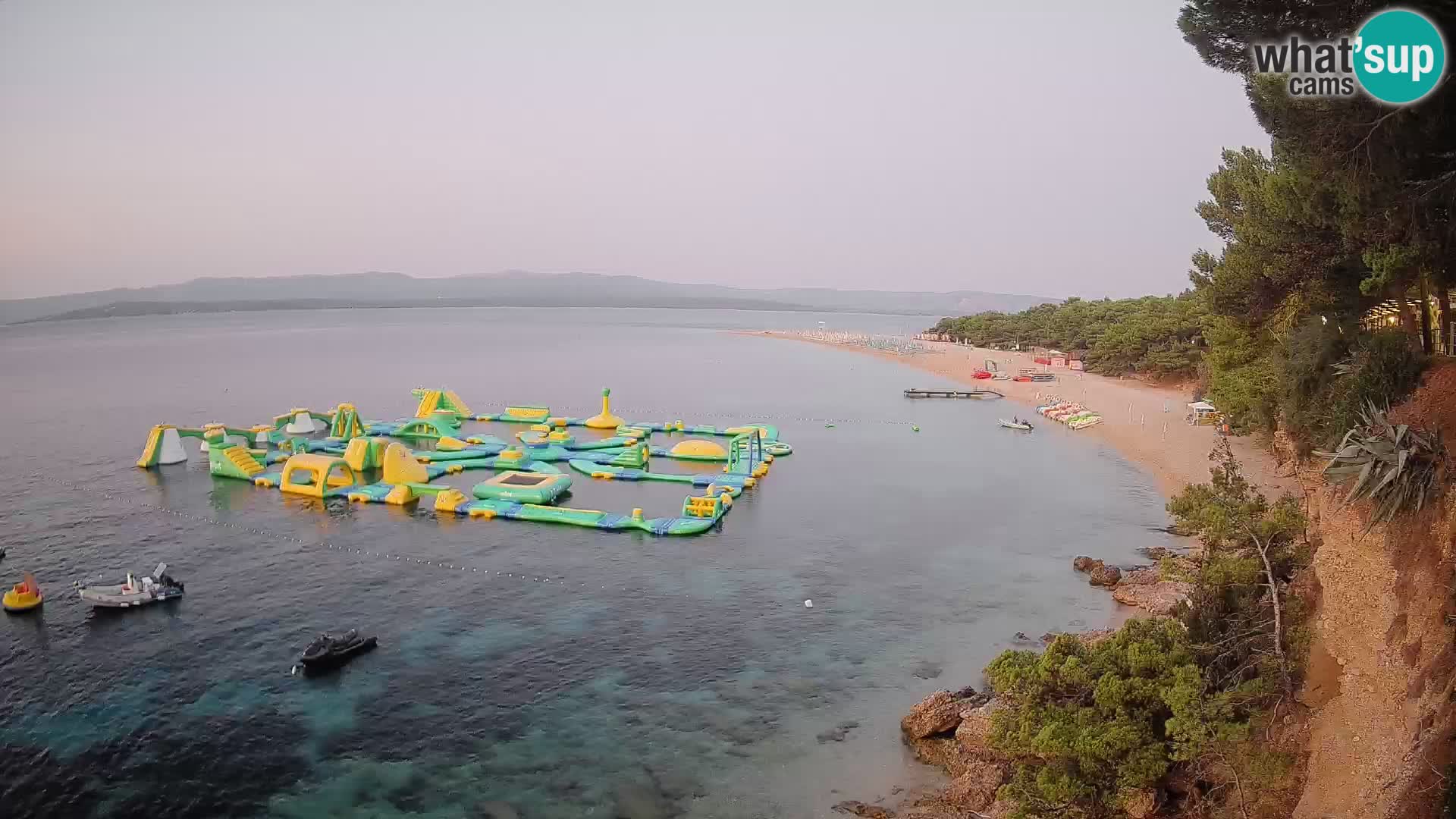 Webcam Zlatni Rat Bol – Liveblick vom berühmten Strand auf Brač