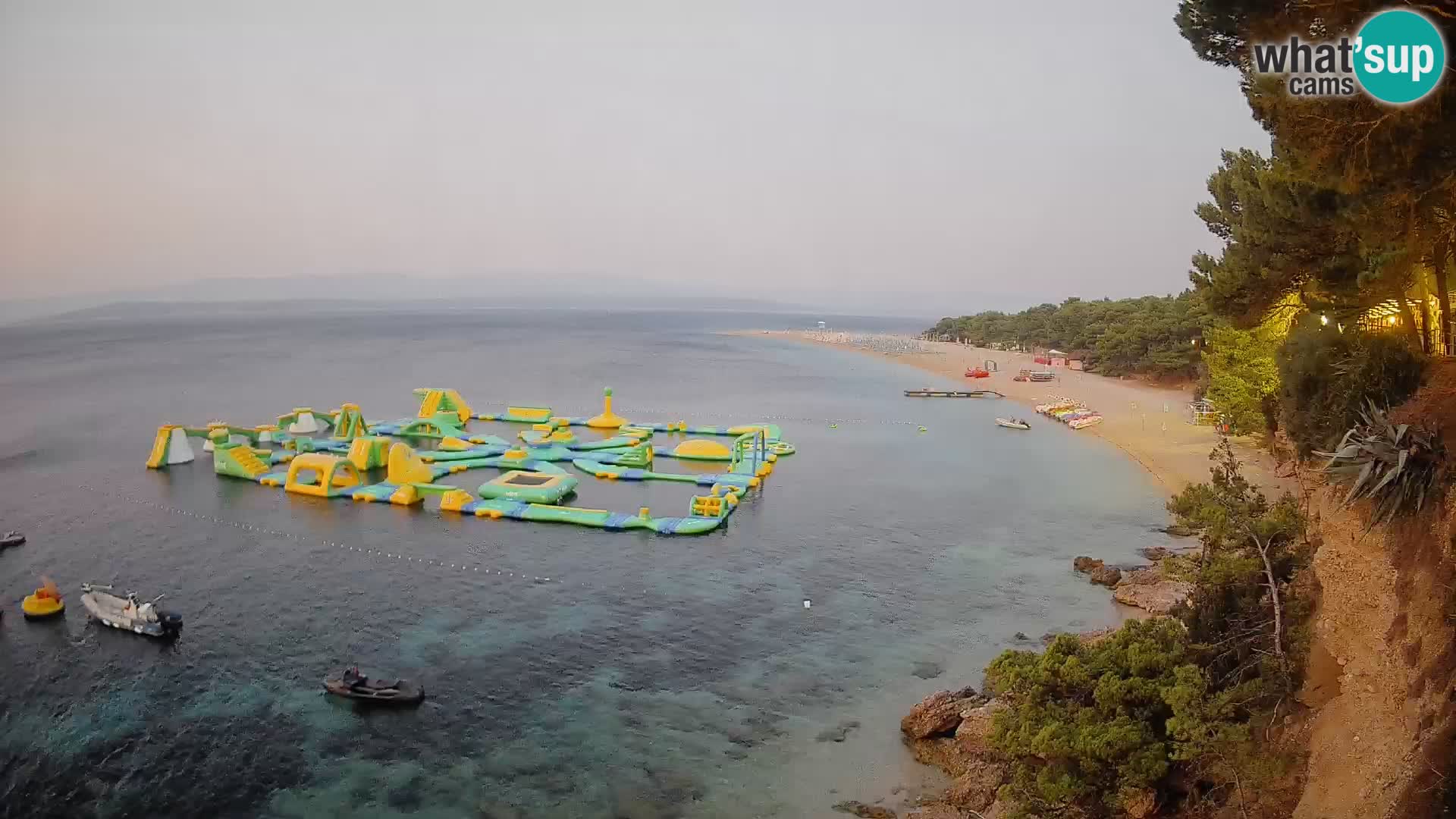 Webcam Zlatni Rat Bol – Liveblick vom berühmten Strand auf Brač