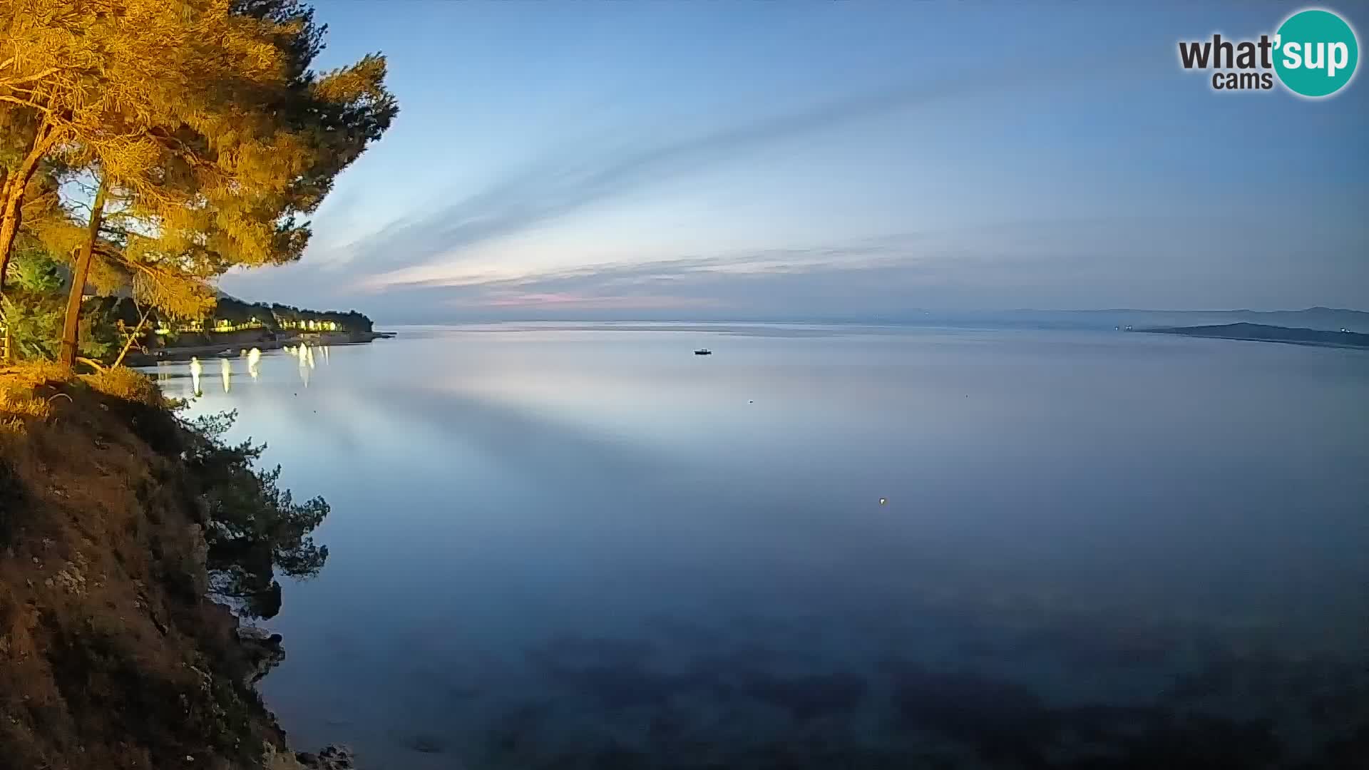 Webcam Spiaggia Potočine Bol – Vista live sulla spiaggia Borak, Isola di Brač