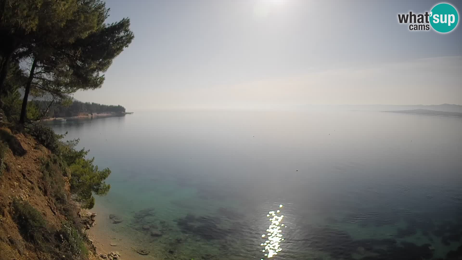 Spletna kamera Plaža Potočine Bol – Pogled v živo na plažo Borak, otok Brač