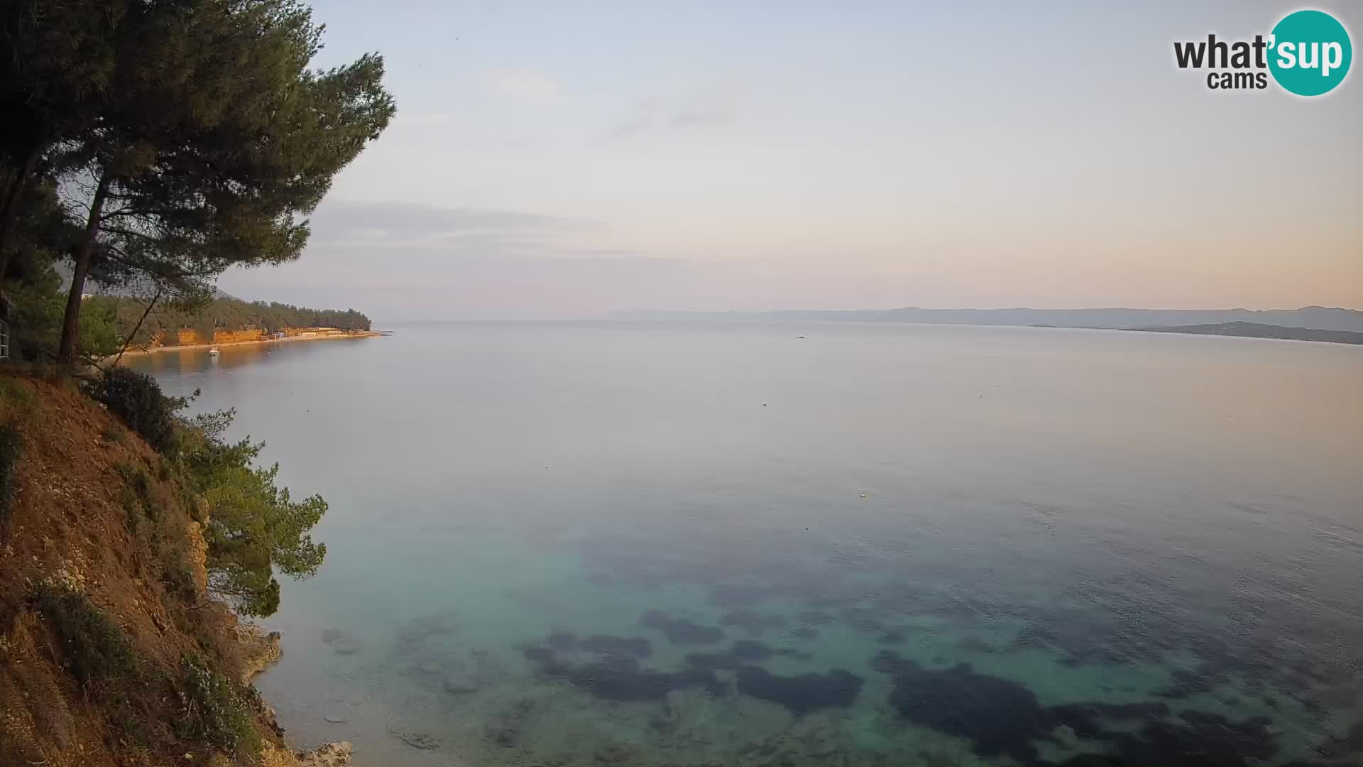 Web kamera Potočine Bol – Pogled uživo na plažu Borak, otok Brač