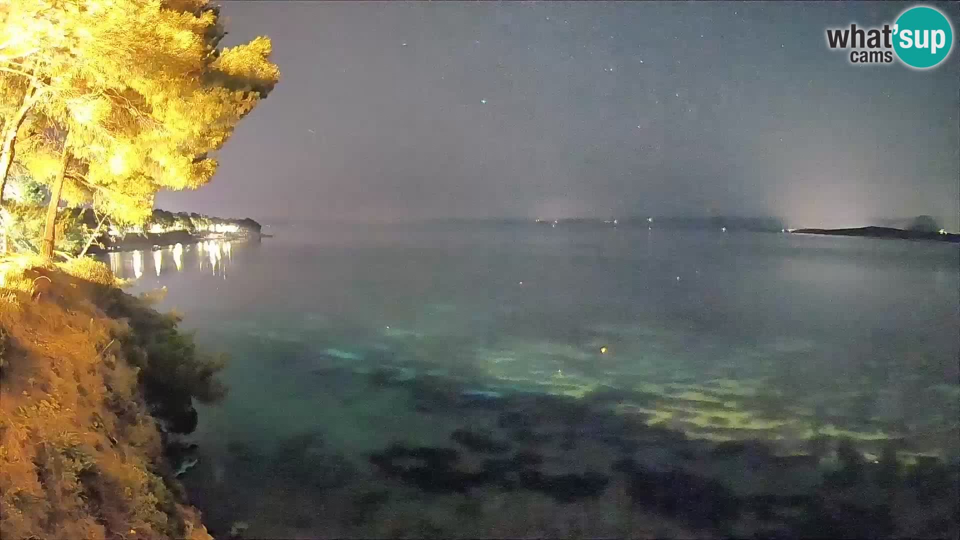 Webcam Spiaggia Potočine Bol – Vista live sulla spiaggia Borak, Isola di Brač