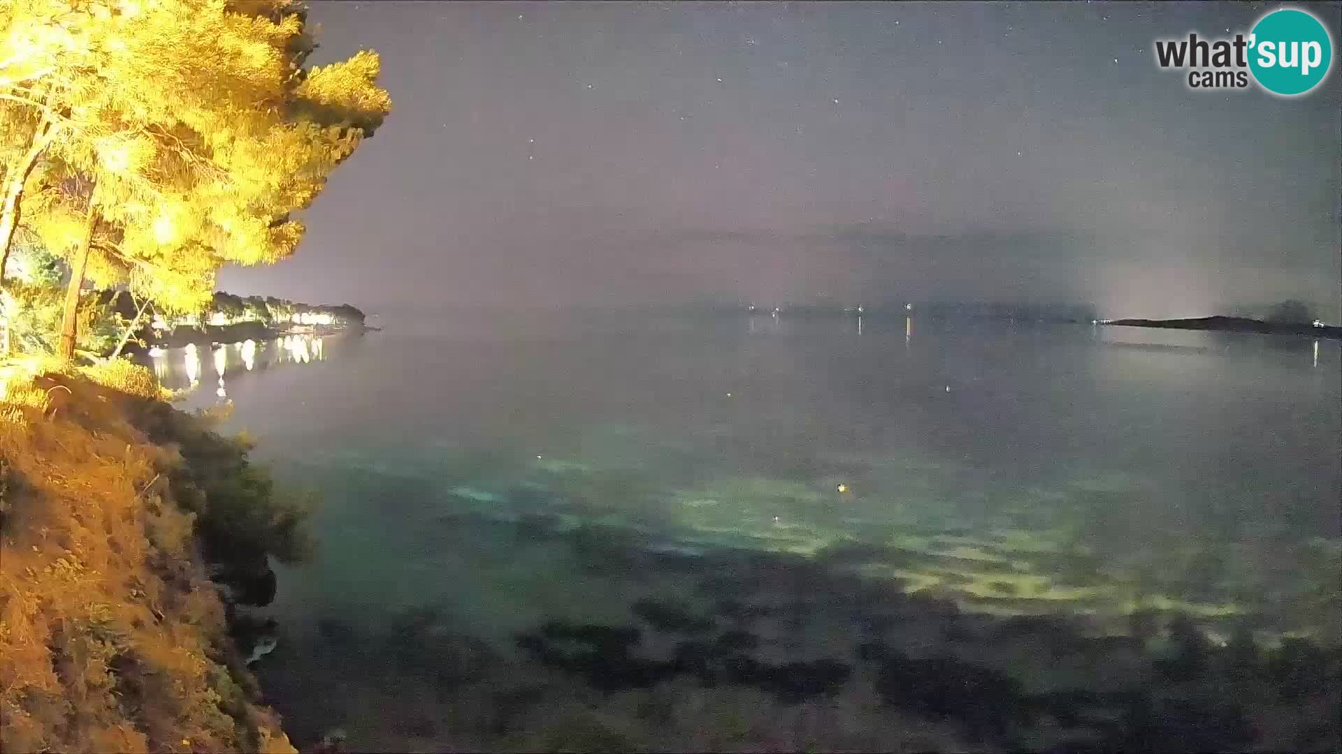 Webcam Spiaggia Potočine Bol – Vista live sulla spiaggia Borak, Isola di Brač