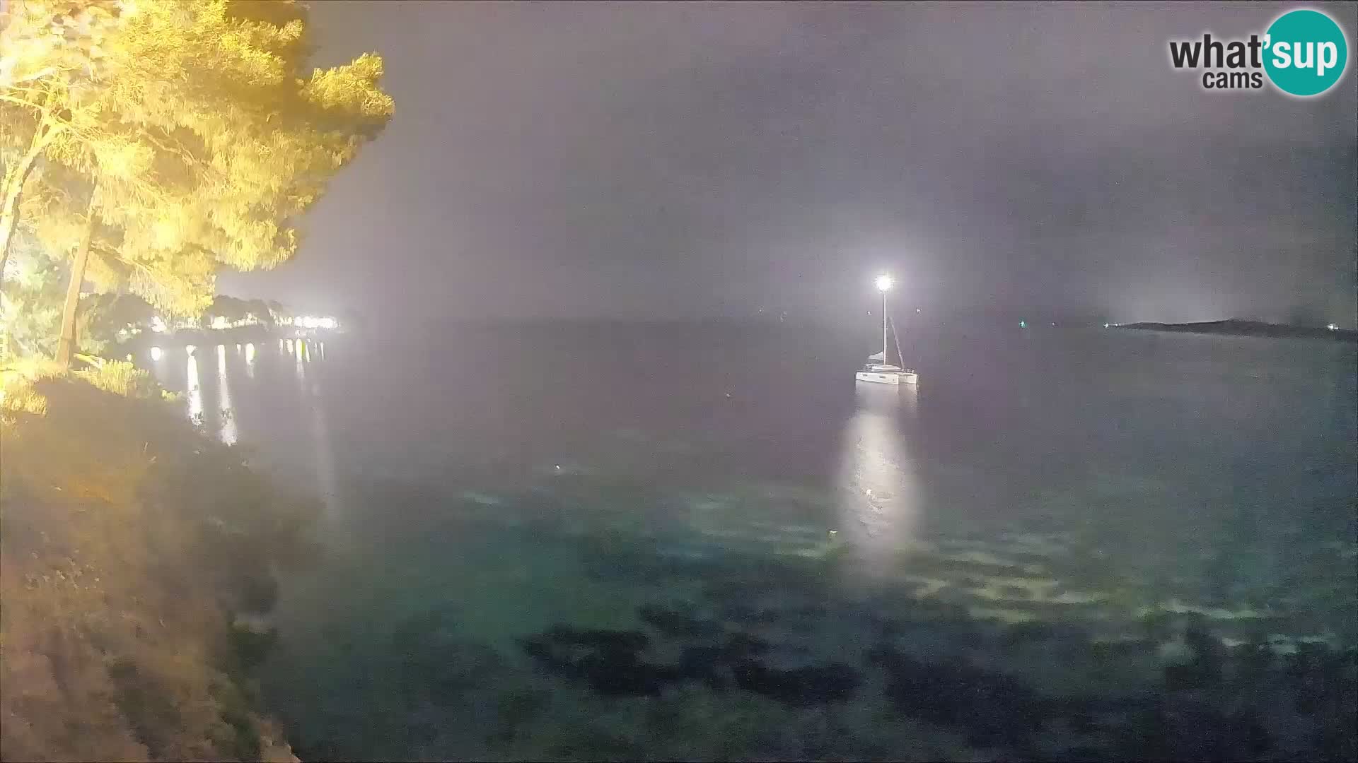 Webcam Playa Potočine Bol – Vista en vivo de Borak Beach, Isla de Brač