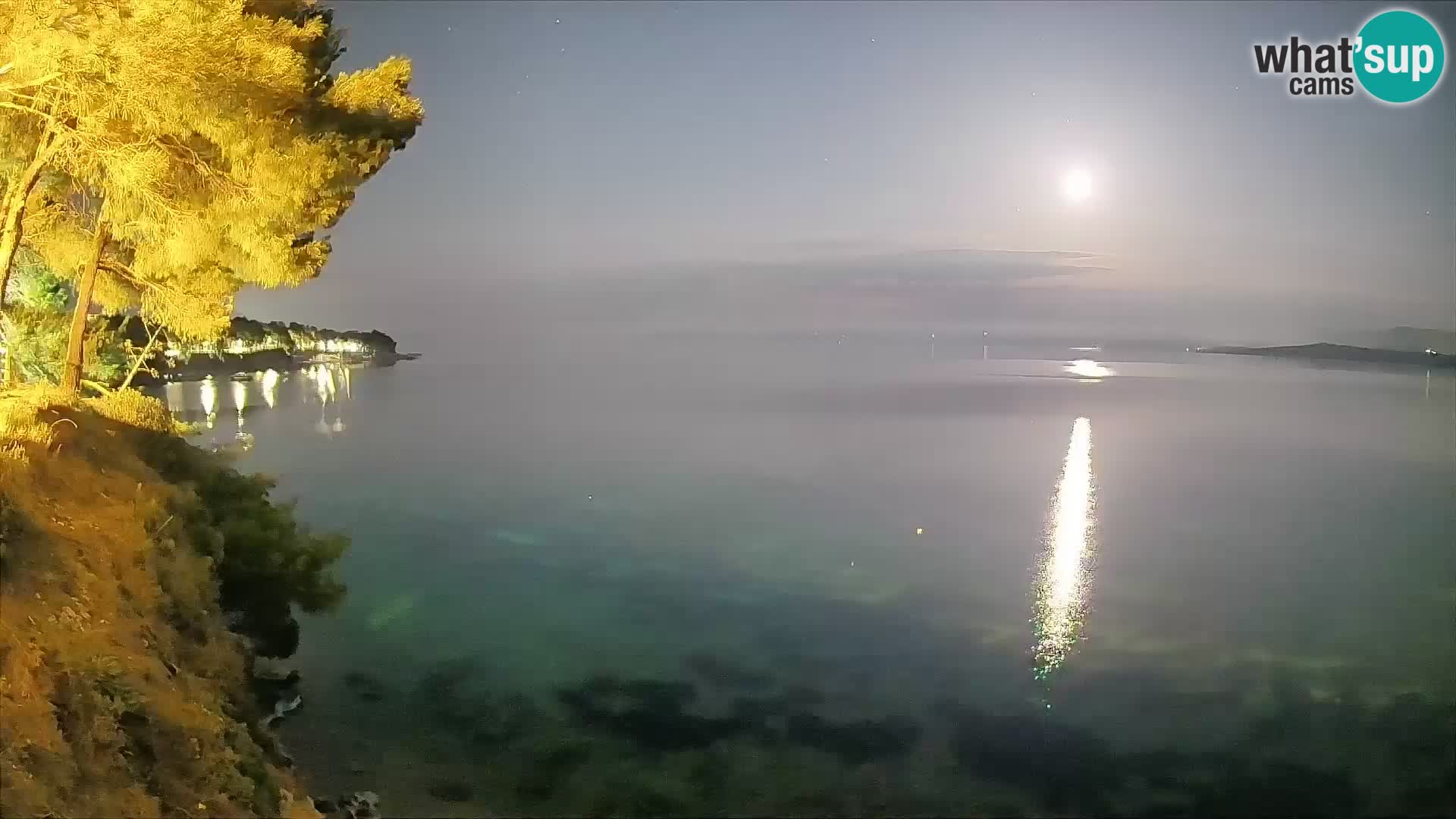 Webcam Spiaggia Potočine Bol – Vista live sulla spiaggia Borak, Isola di Brač