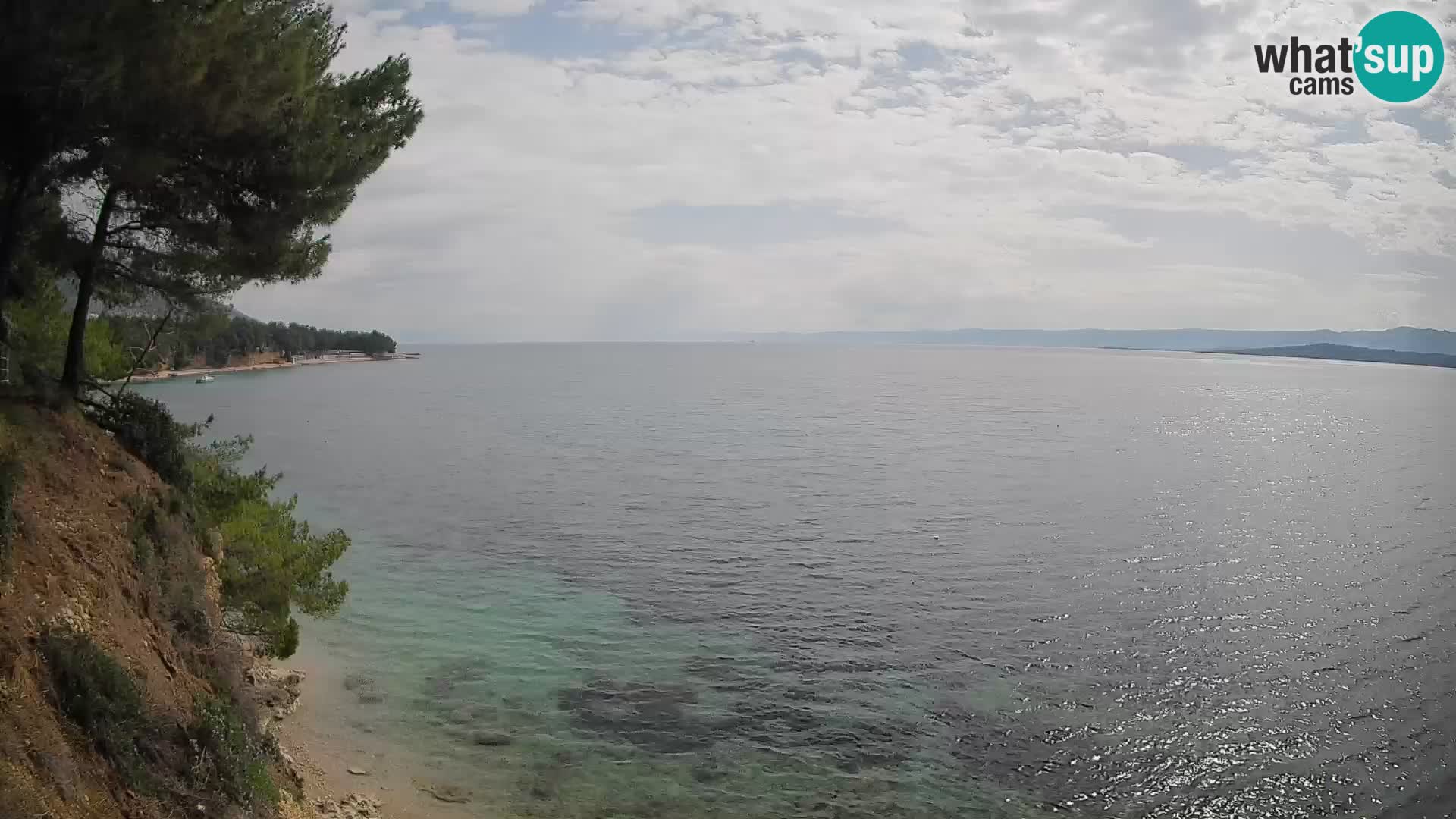 Spletna kamera Plaža Potočine Bol – Pogled v živo na plažo Borak, otok Brač
