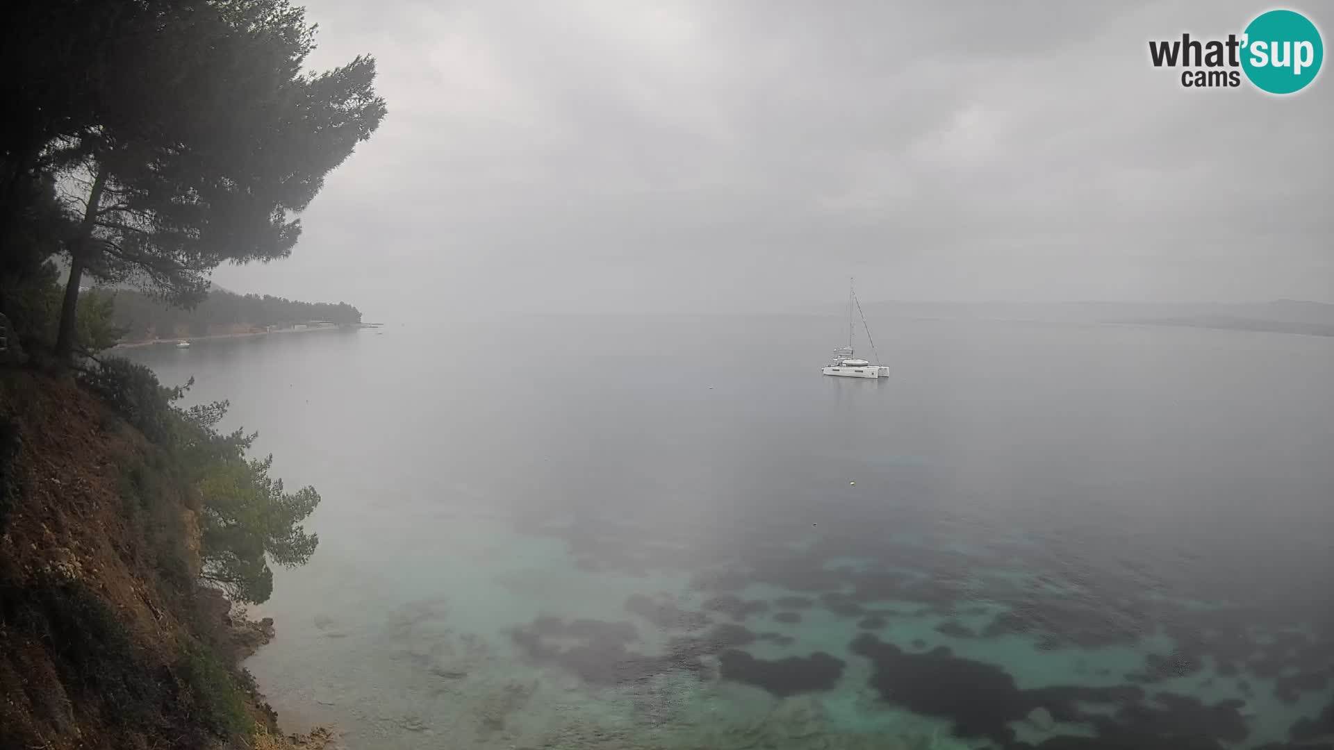 Webcam Spiaggia Potočine Bol – Vista live sulla spiaggia Borak, Isola di Brač