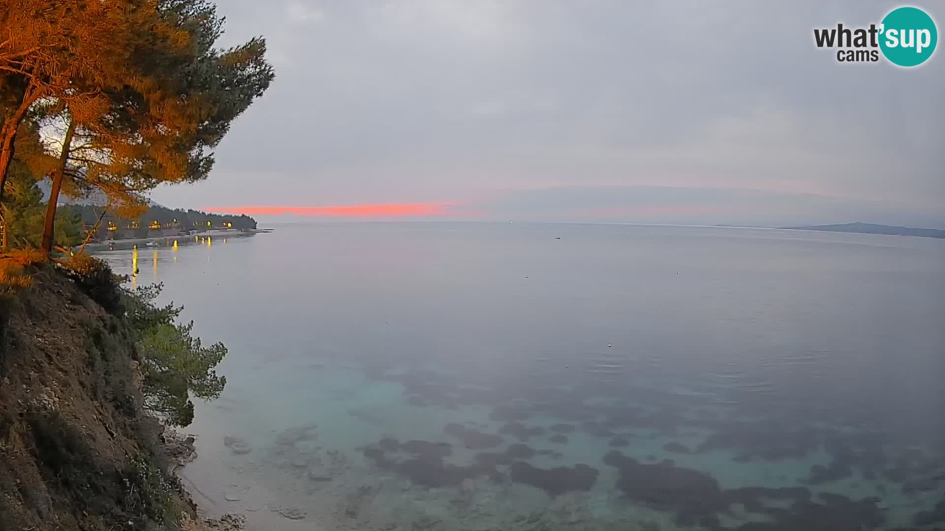 Webcam Spiaggia Potočine Bol – Vista live sulla spiaggia Borak, Isola di Brač