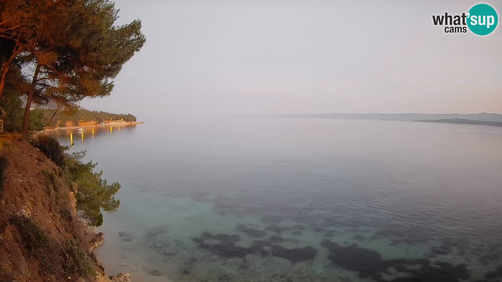 Webcam Spiaggia Potočine Bol – Vista live sulla spiaggia Borak, Isola di Brač