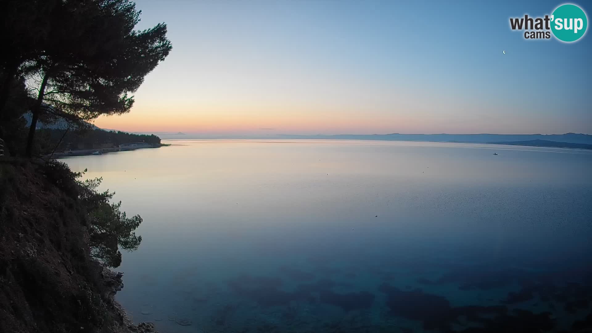 Web kamera Potočine Bol – Pogled uživo na plažu Borak, otok Brač