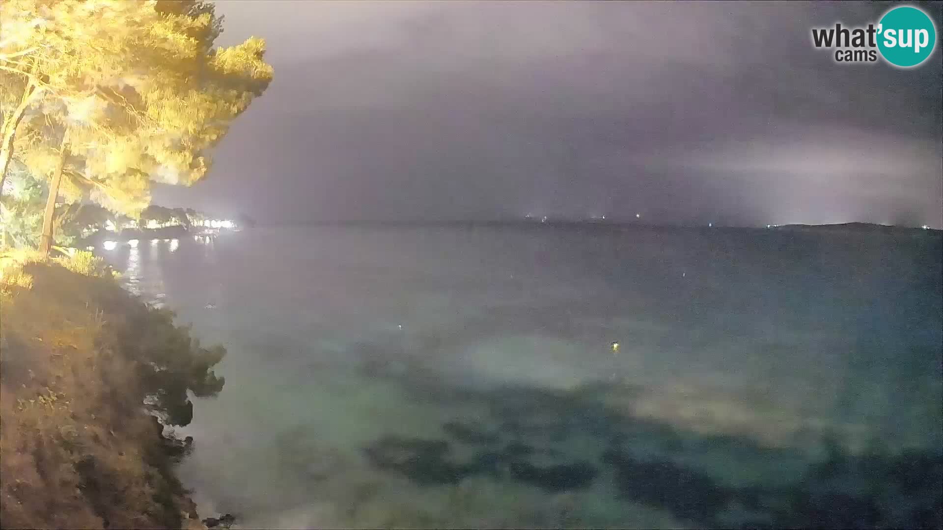 Webcam Spiaggia Potočine Bol – Vista live sulla spiaggia Borak, Isola di Brač