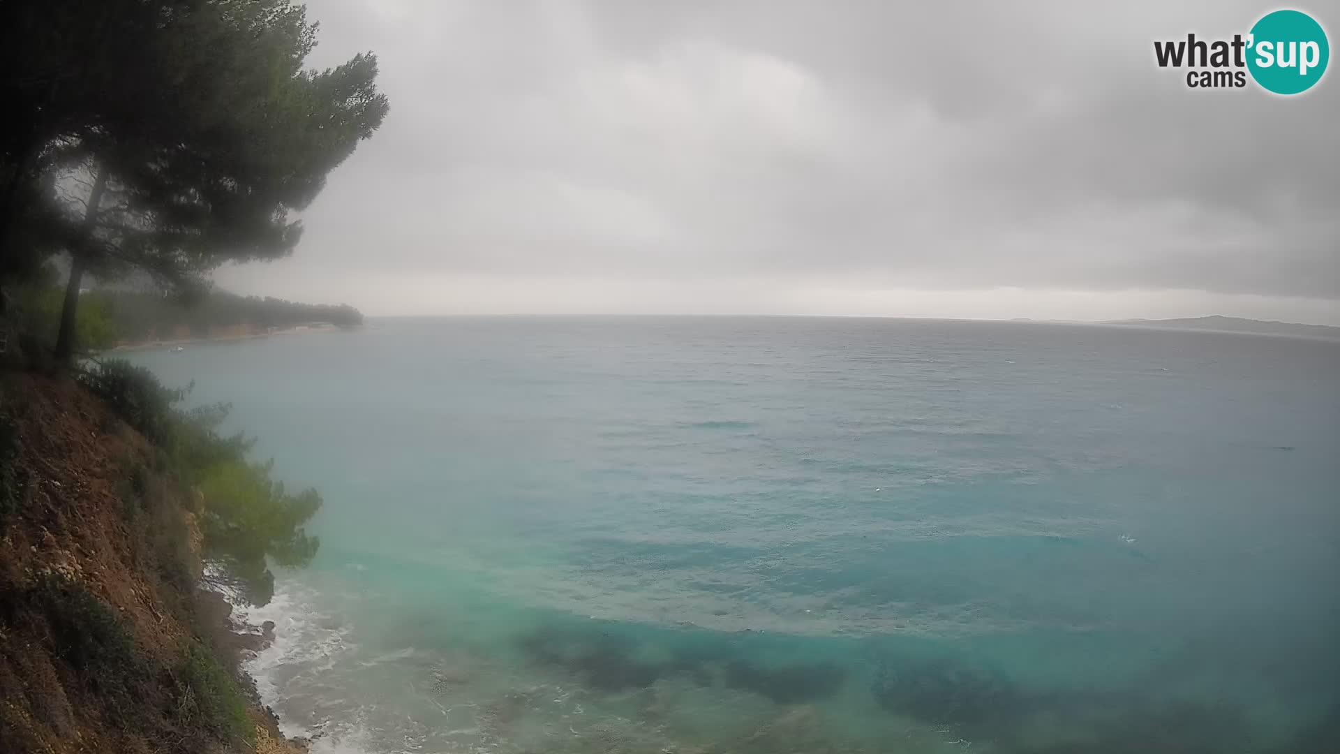 Spletna kamera Plaža Potočine Bol – Pogled v živo na plažo Borak, otok Brač