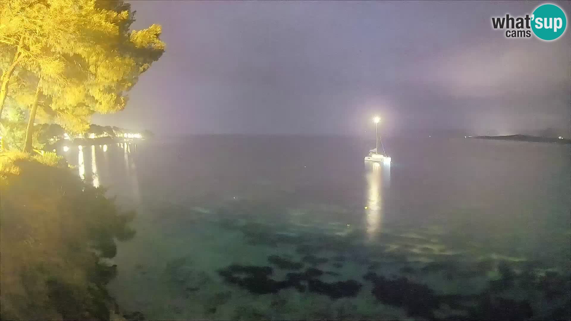 Webcam Playa Potočine Bol – Vista en vivo de Borak Beach, Isla de Brač