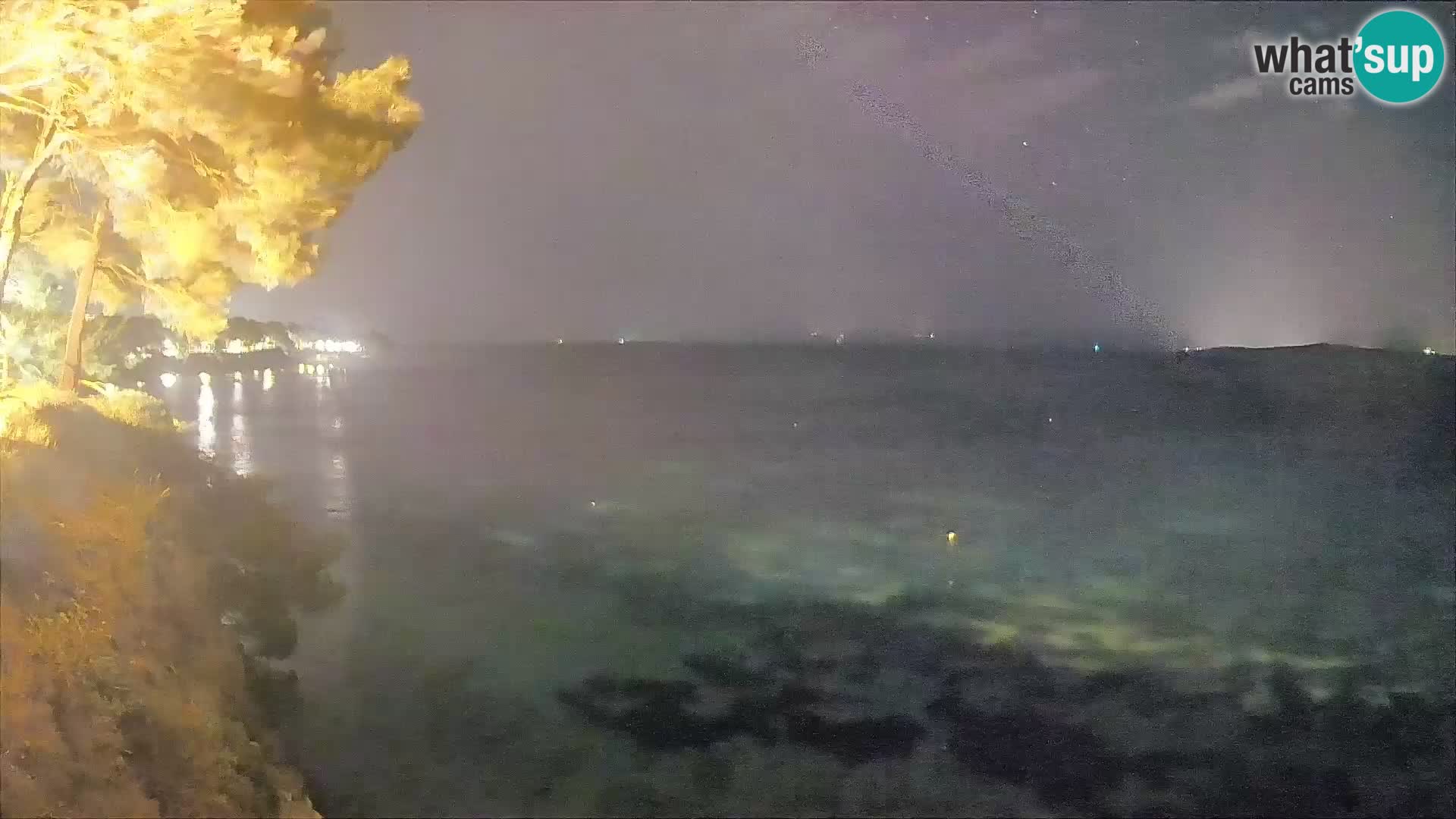 Web kamera Potočine Bol – Pogled uživo na plažu Borak, otok Brač