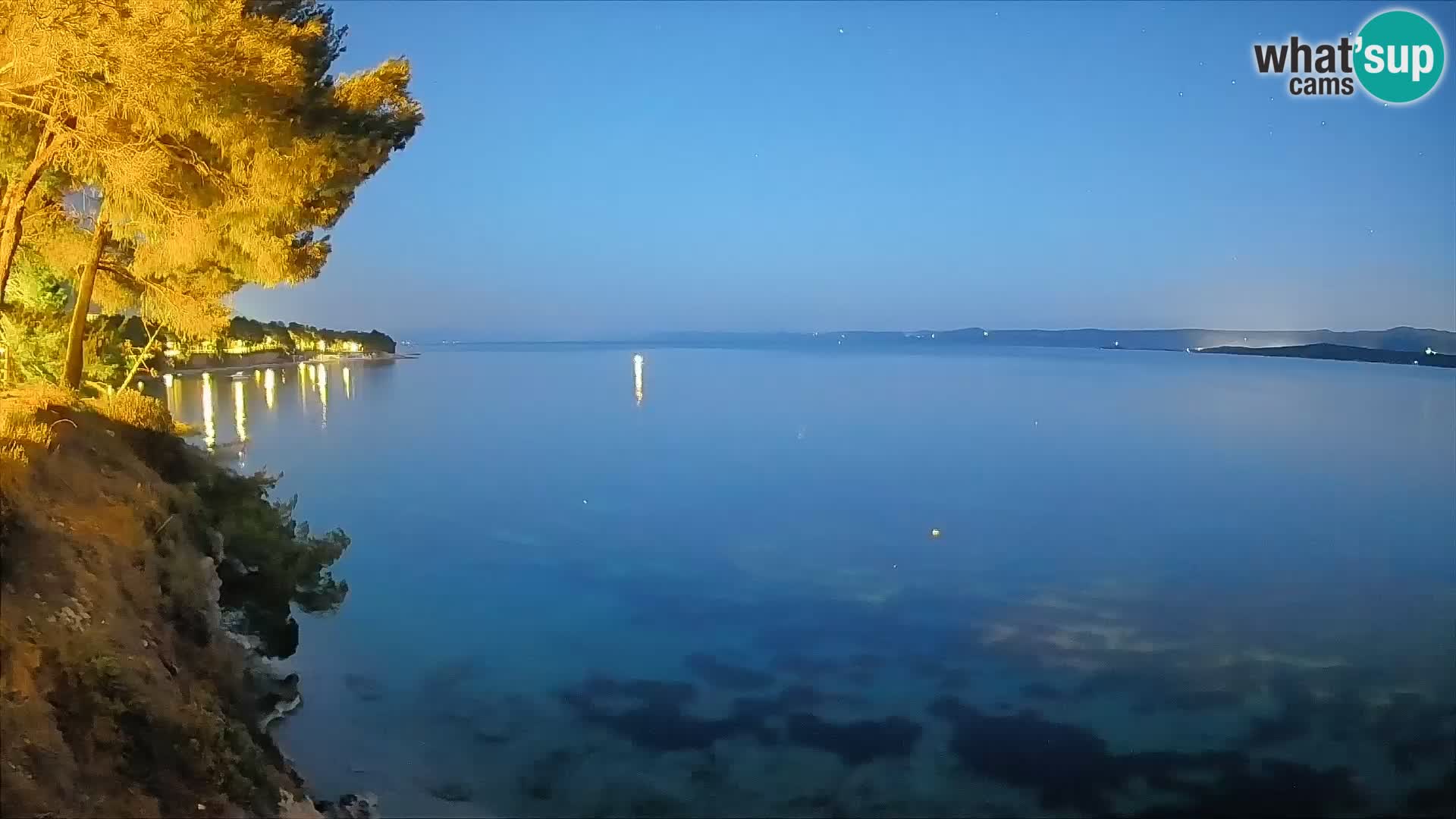 Web kamera Potočine Bol – Pogled uživo na plažu Borak, otok Brač