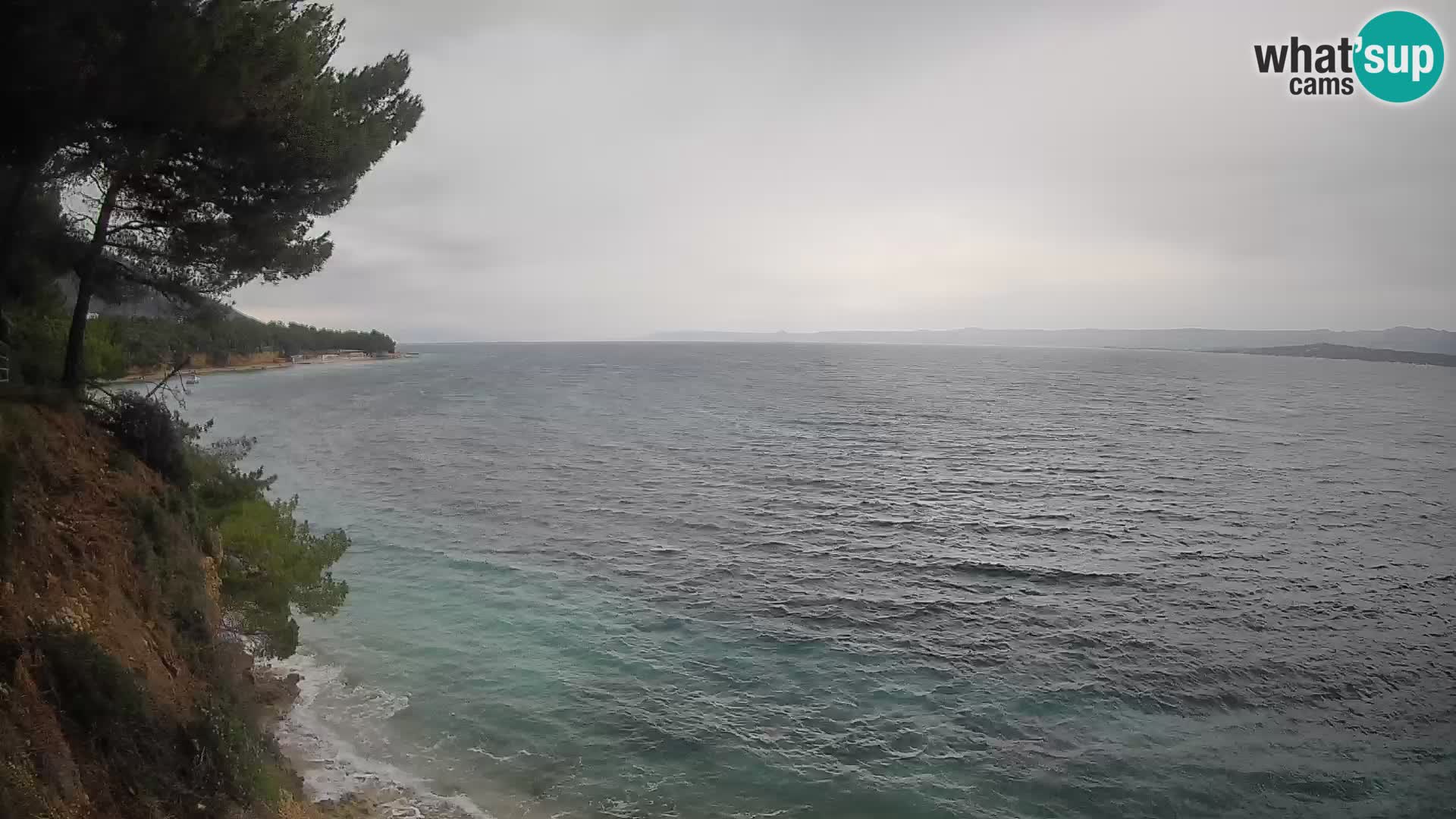 Spletna kamera Plaža Potočine Bol – Pogled v živo na plažo Borak, otok Brač