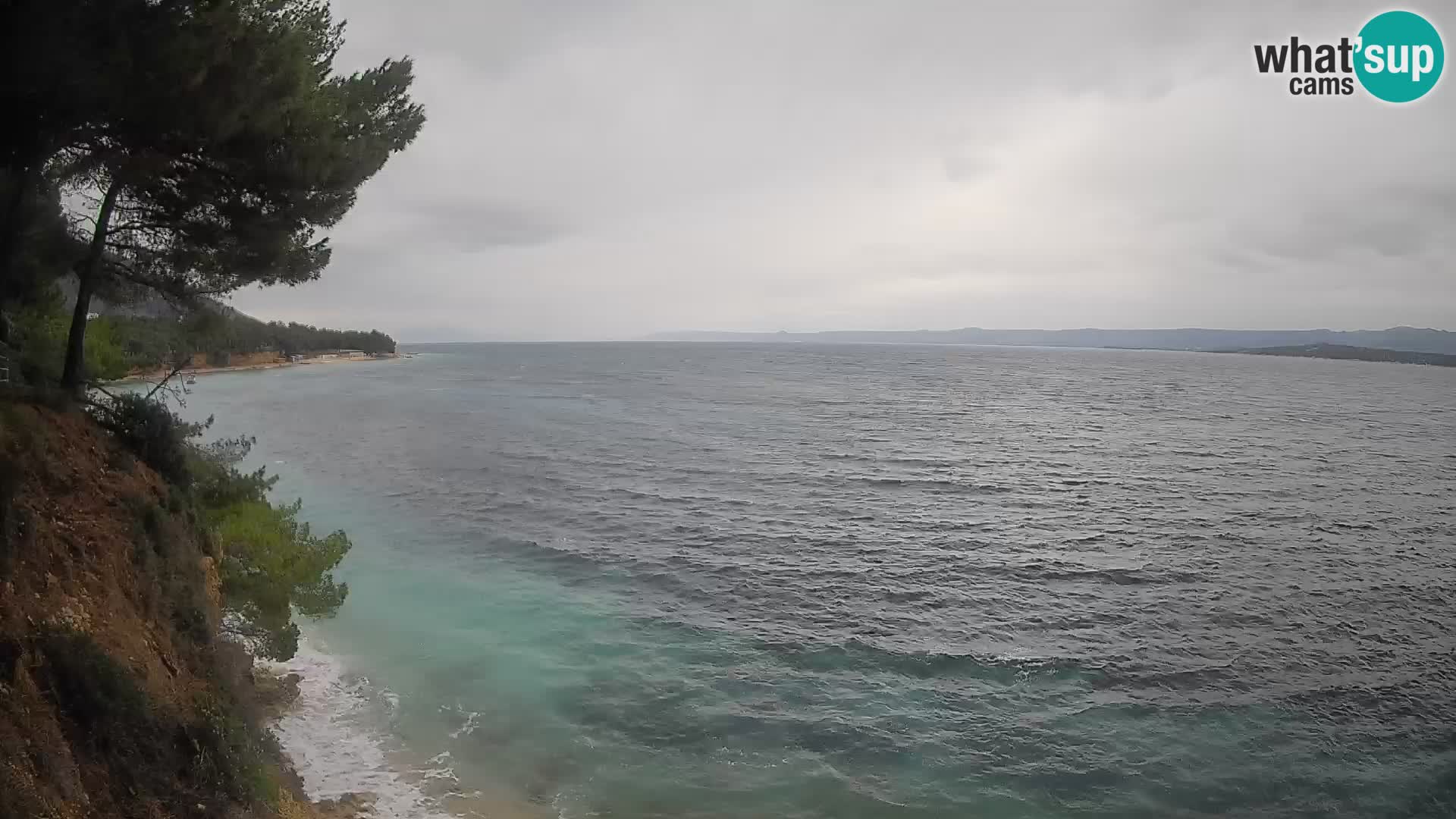 Spletna kamera Plaža Potočine Bol – Pogled v živo na plažo Borak, otok Brač