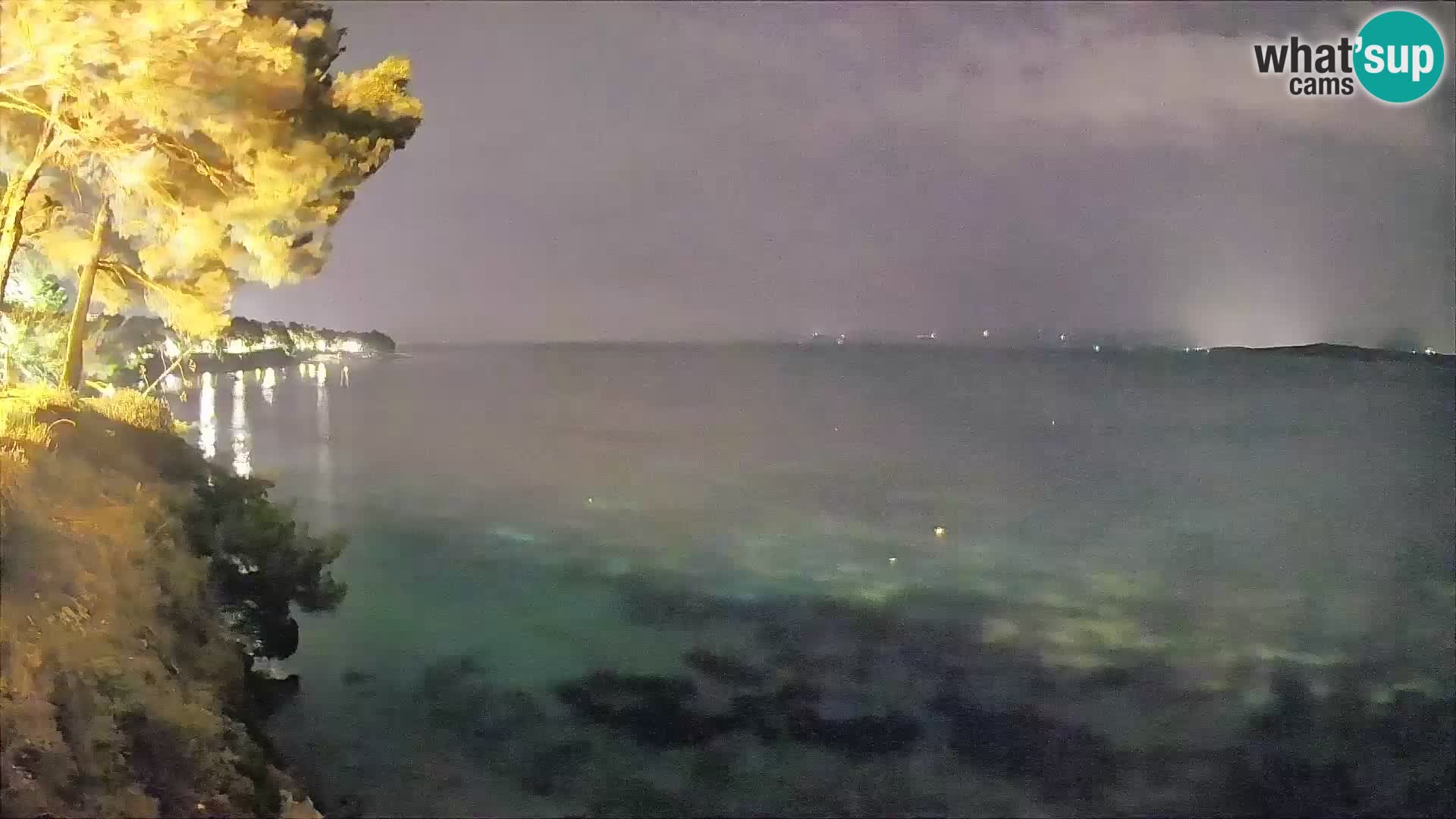 Webcam Spiaggia Potočine Bol – Vista live sulla spiaggia Borak, Isola di Brač