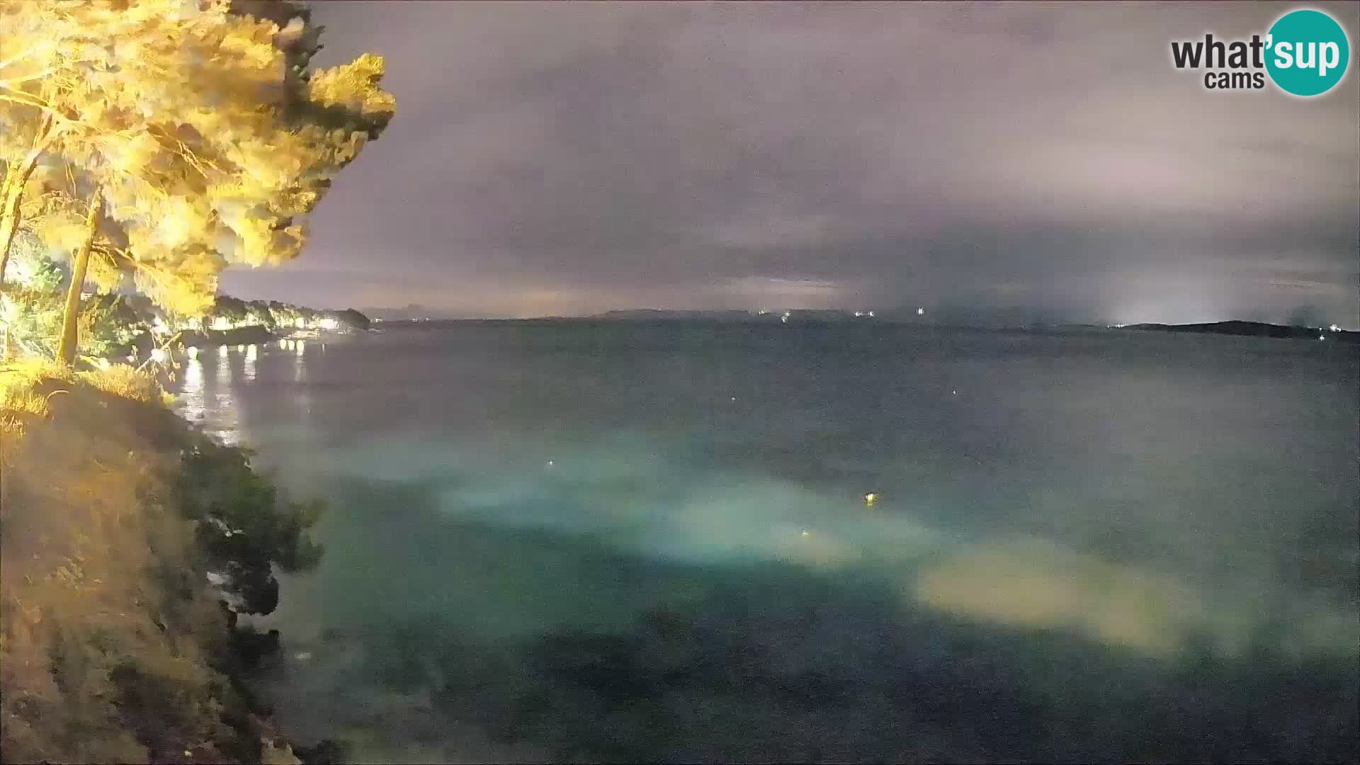 Webcam Spiaggia Potočine Bol – Vista live sulla spiaggia Borak, Isola di Brač