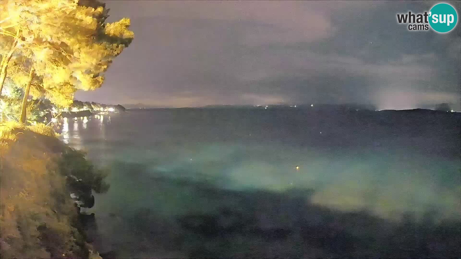 Web kamera Potočine Bol – Pogled uživo na plažu Borak, otok Brač