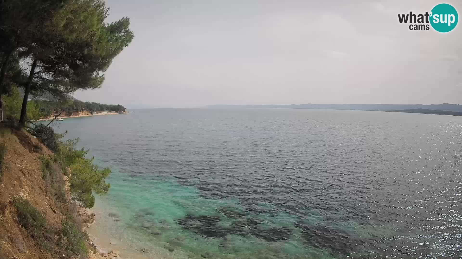 Spletna kamera Plaža Potočine Bol – Pogled v živo na plažo Borak, otok Brač
