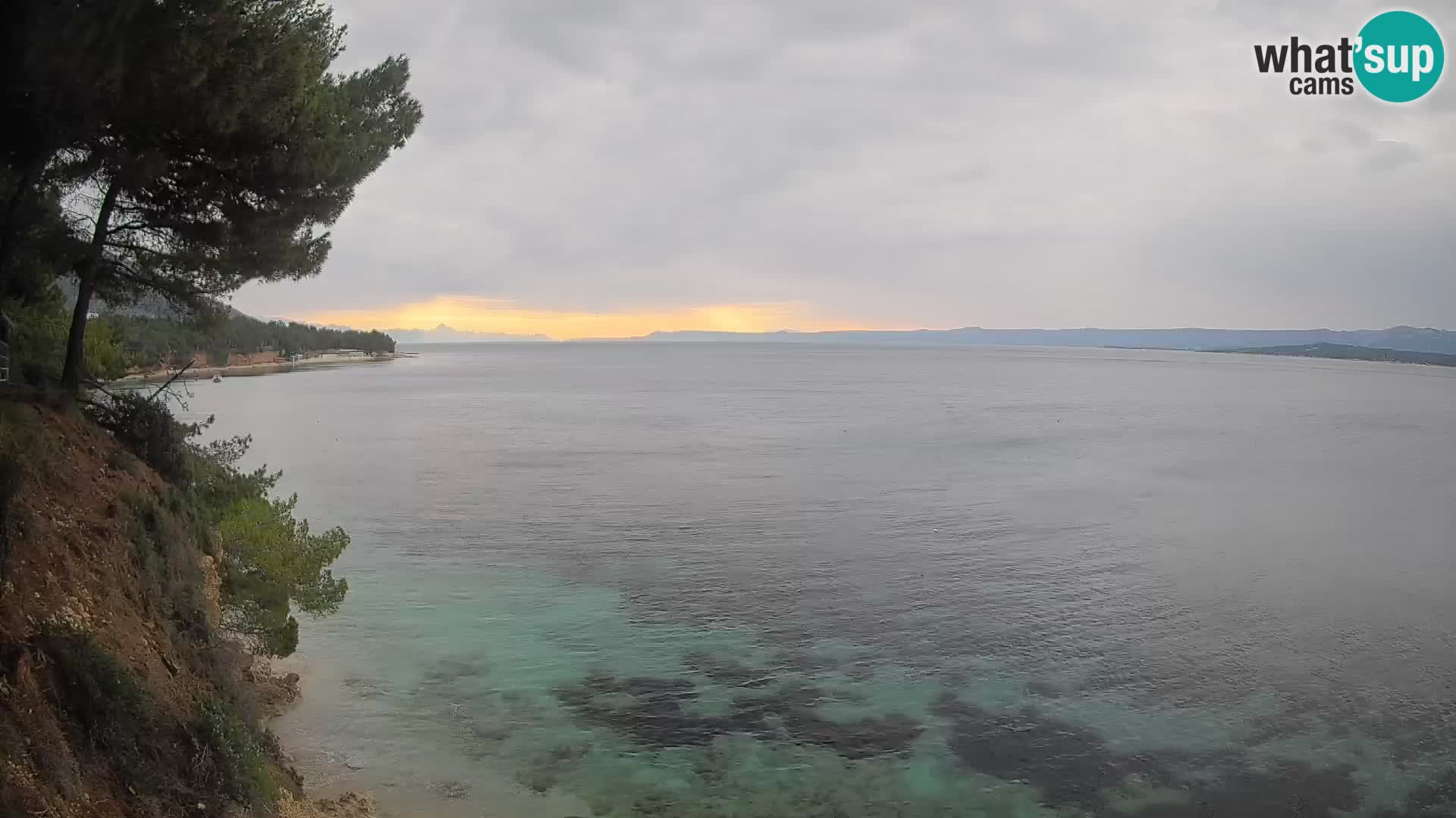Webcam Spiaggia Potočine Bol – Vista live sulla spiaggia Borak, Isola di Brač