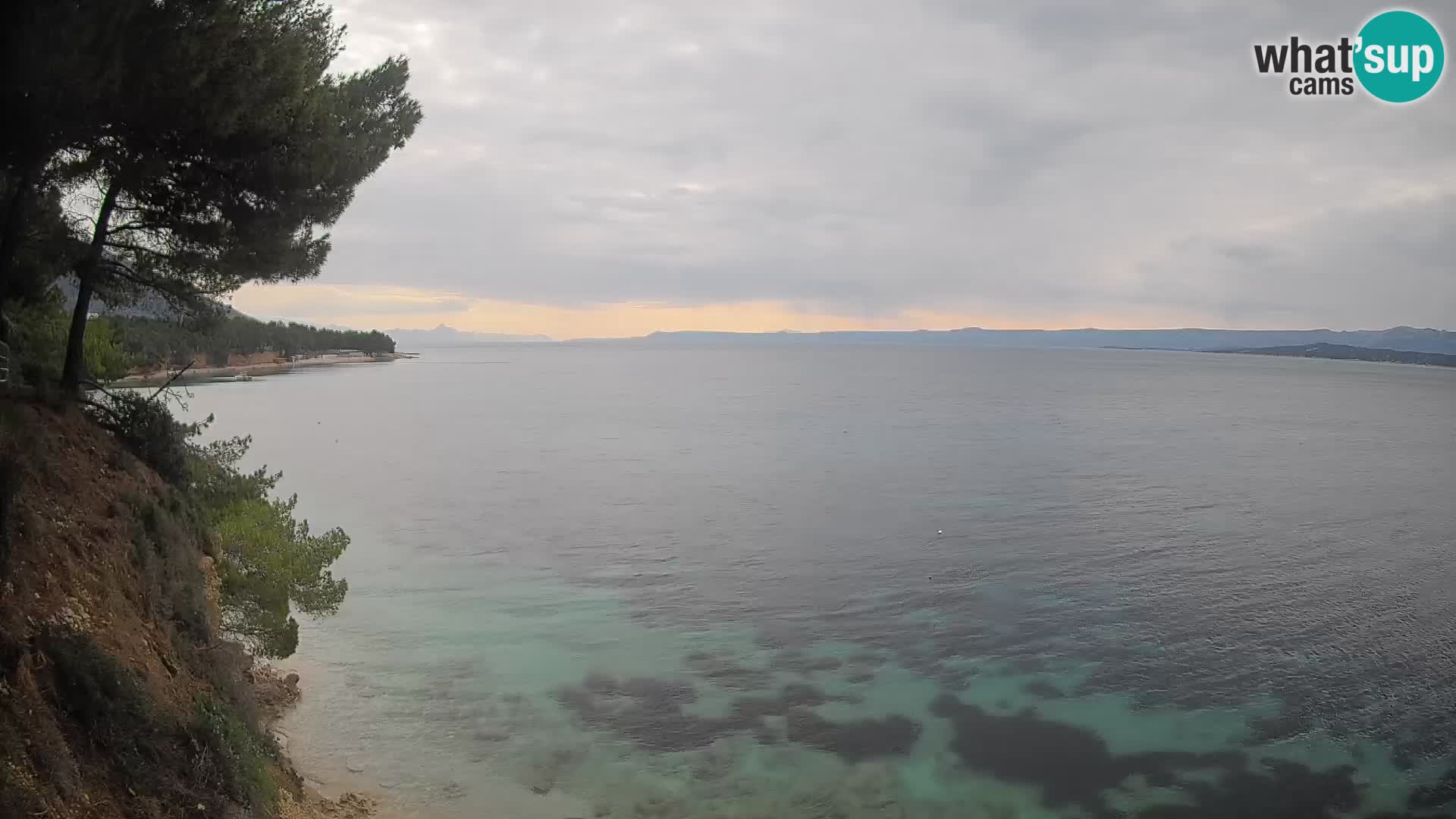 Web kamera Potočine Bol – Pogled uživo na plažu Borak, otok Brač