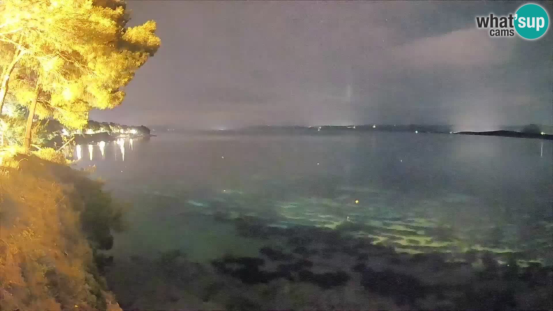 Webcam Playa Potočine Bol – Vista en vivo de Borak Beach, Isla de Brač