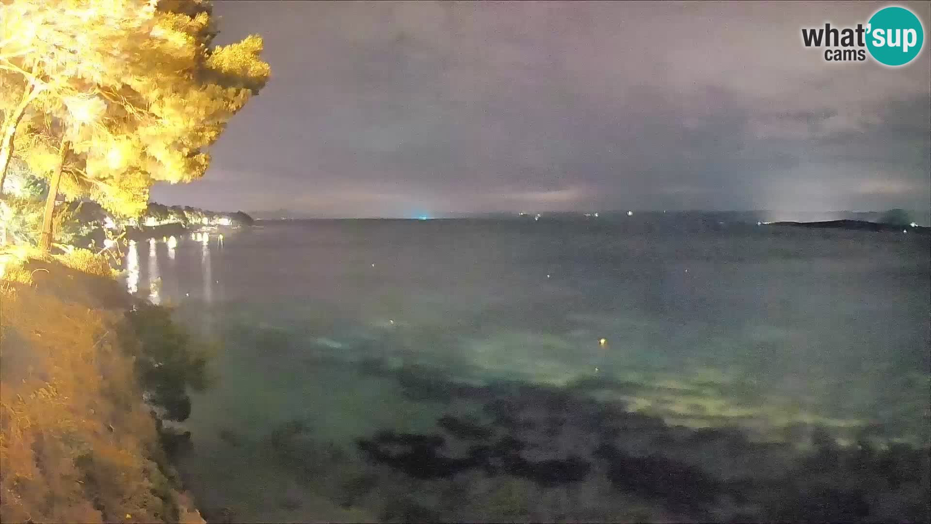 Web kamera Potočine Bol – Pogled uživo na plažu Borak, otok Brač