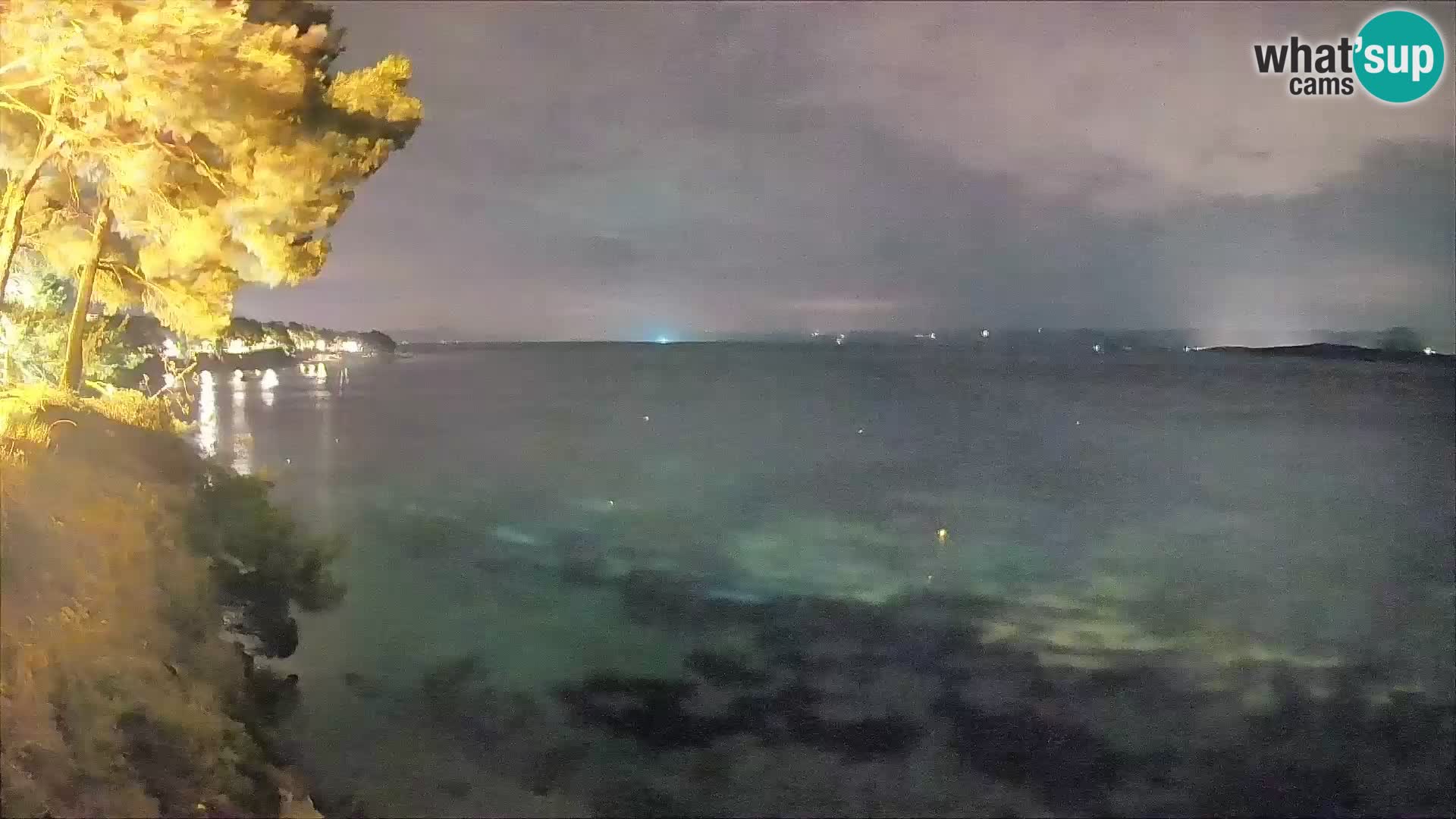 Web kamera Potočine Bol – Pogled uživo na plažu Borak, otok Brač