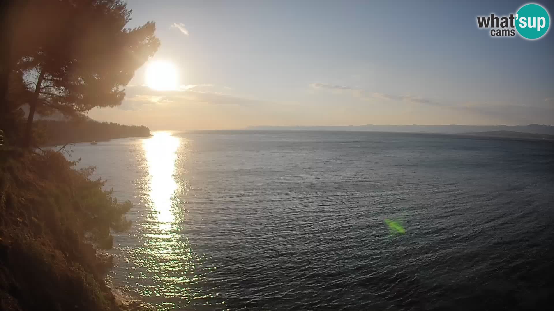 Spletna kamera Plaža Potočine Bol – Pogled v živo na plažo Borak, otok Brač