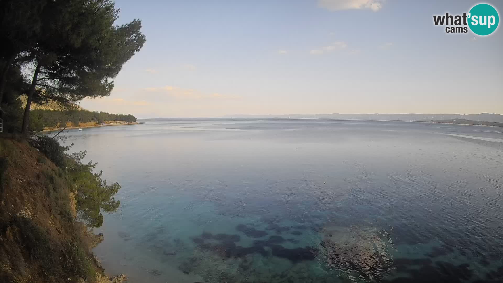 Web kamera Potočine Bol – Pogled uživo na plažu Borak, otok Brač