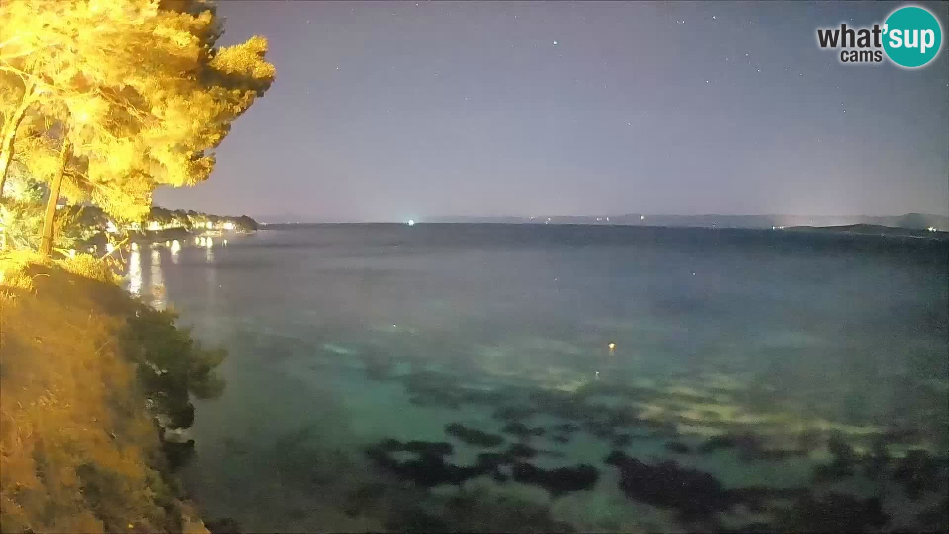 Web kamera Potočine Bol – Pogled uživo na plažu Borak, otok Brač