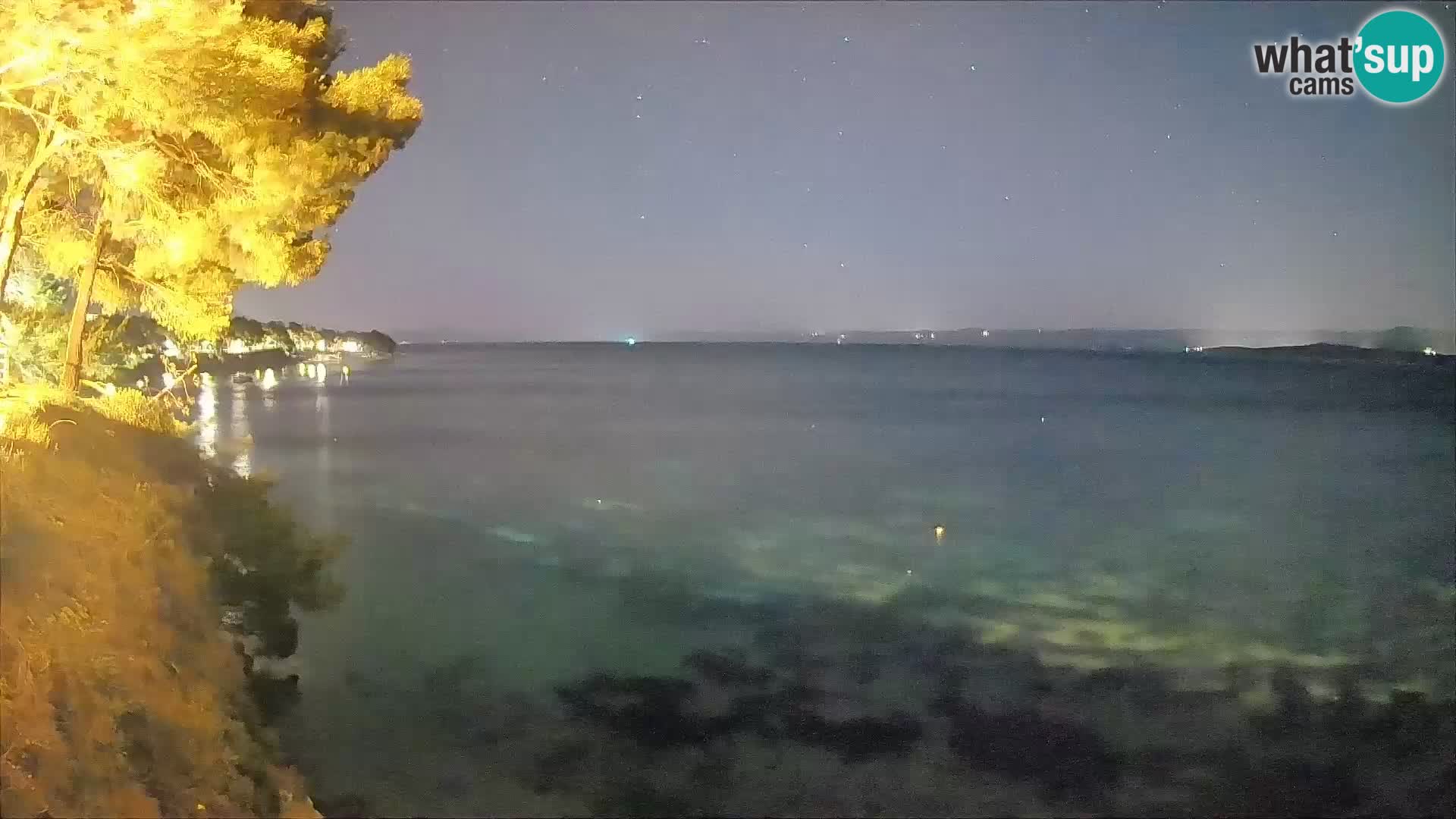 Webcam Spiaggia Potočine Bol – Vista live sulla spiaggia Borak, Isola di Brač