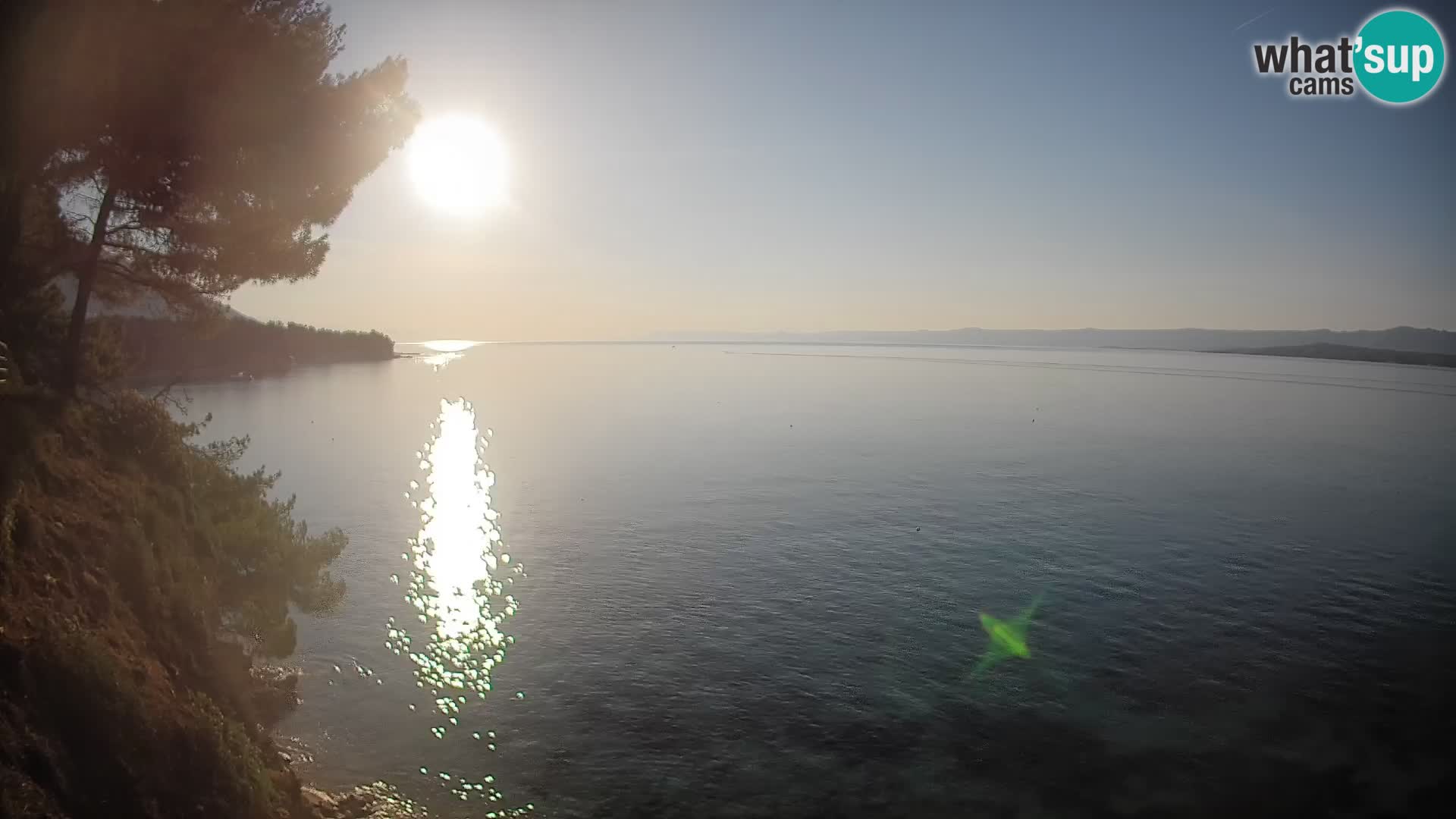 Spletna kamera Plaža Potočine Bol – Pogled v živo na plažo Borak, otok Brač